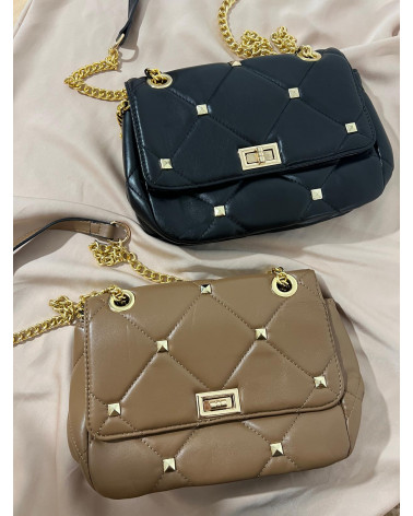 BOLSO ACOLCHADO TACHAS