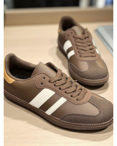 DEPORTIVA DOBLE RAYA MARRÓN