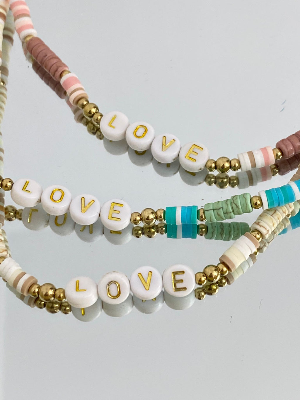 COLLAR LOVE BOLITAS