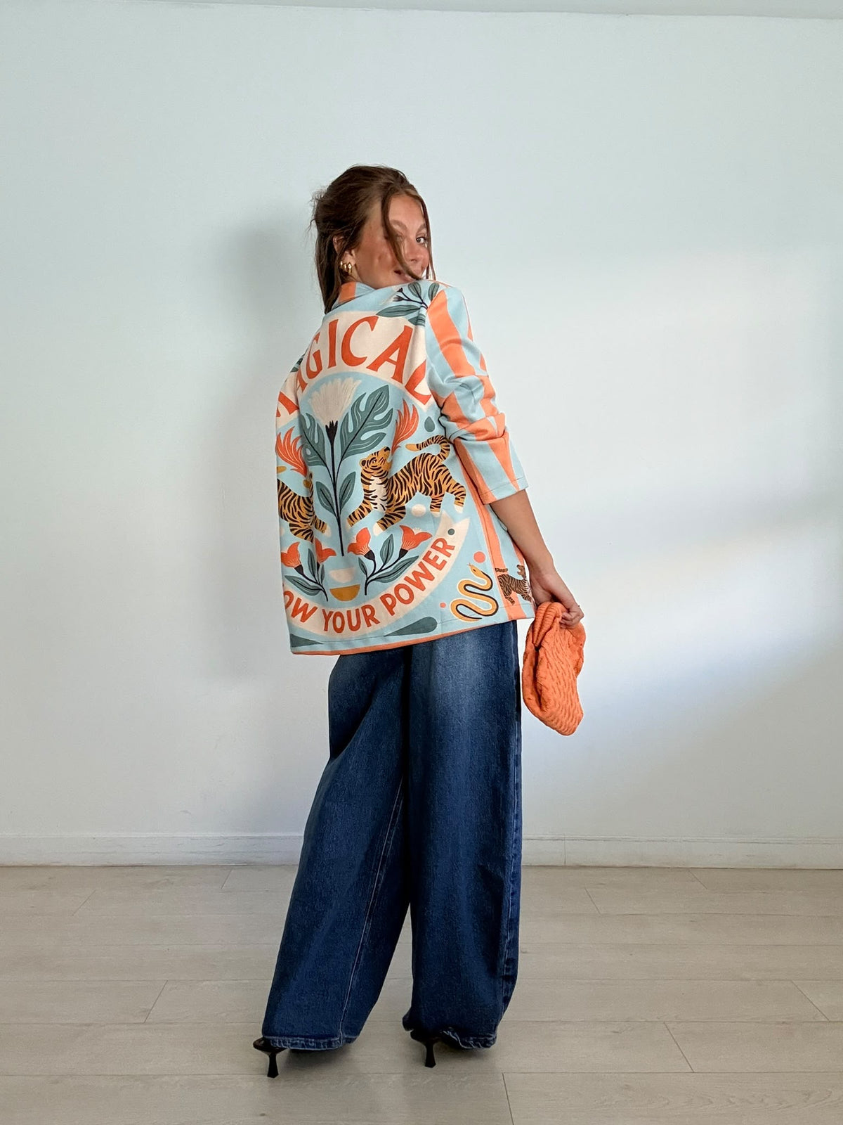 BLAZER ANTELINA RAYAS MAGICAL