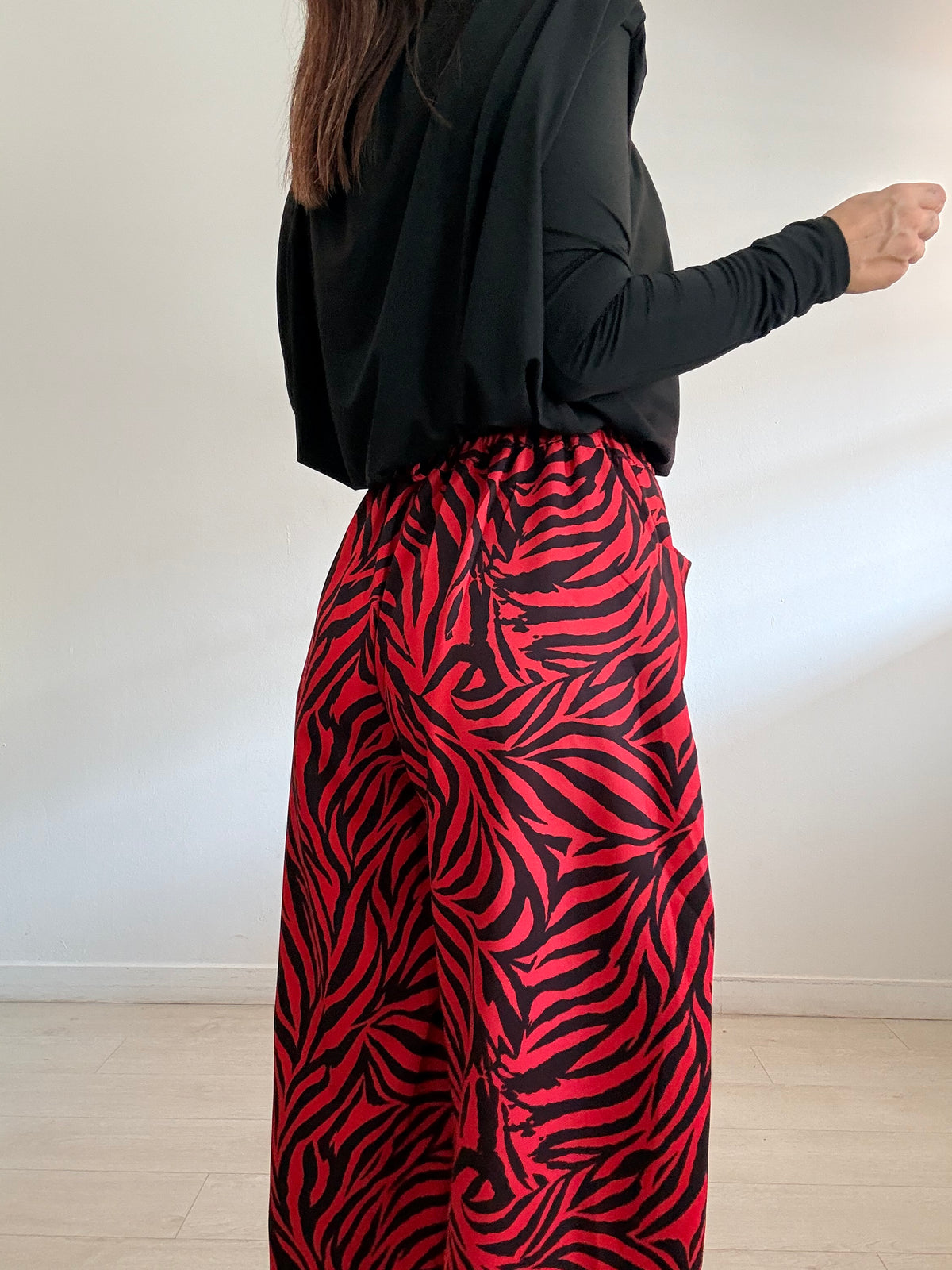 Pantalón balloon cebra rojo