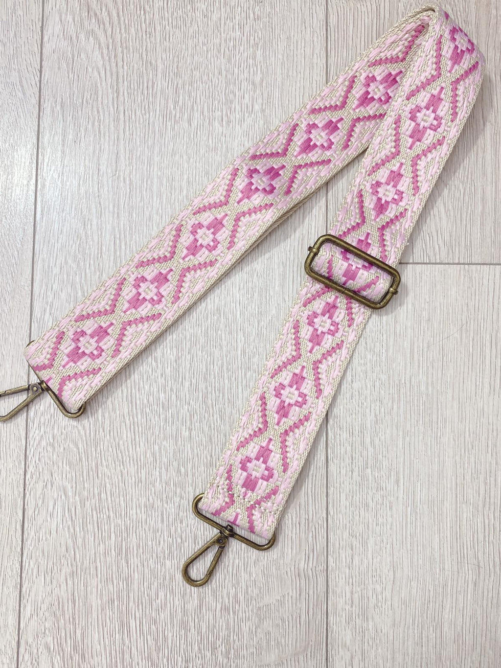 COLGANTE BOLSO ROSA