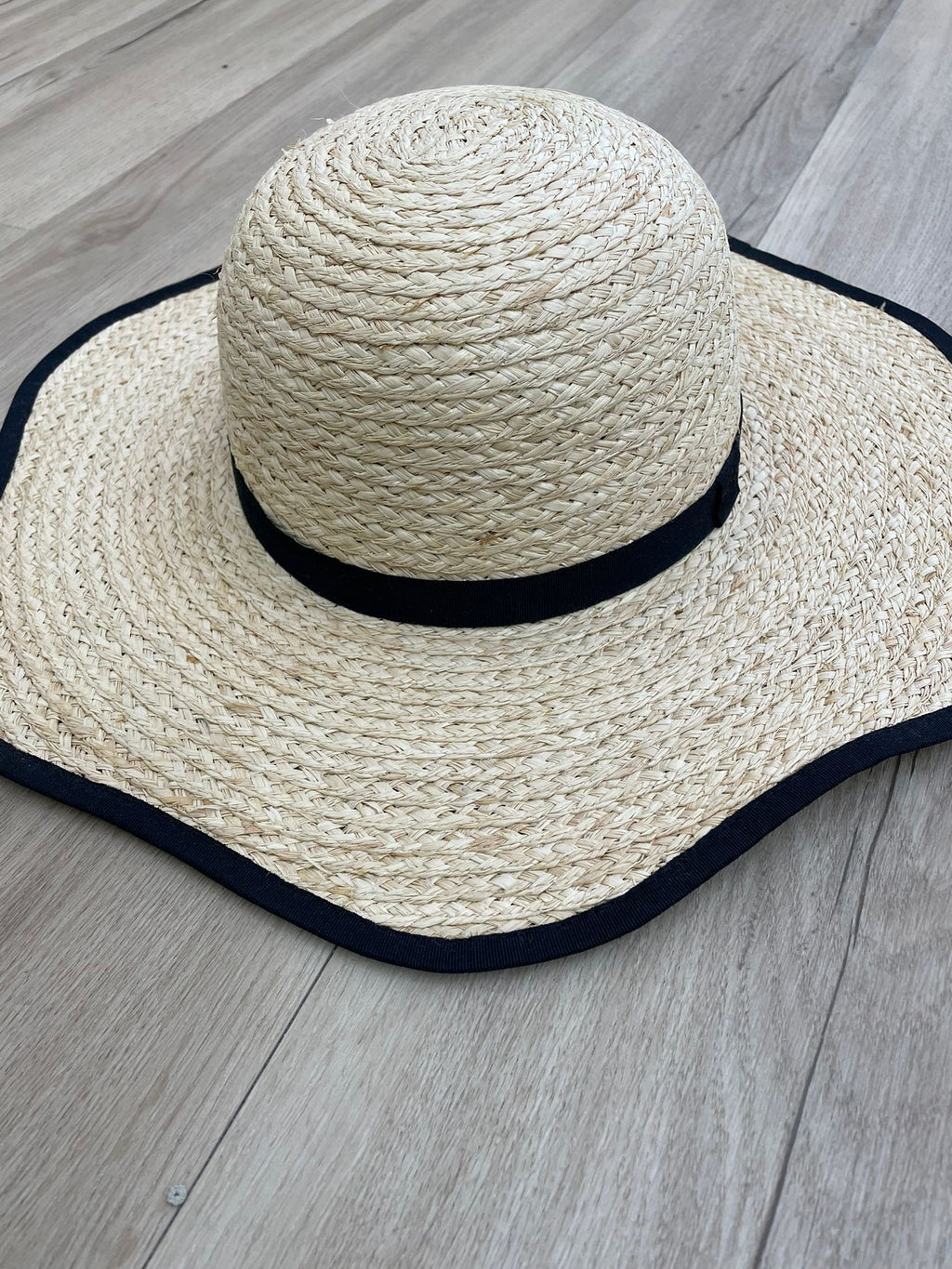 SOMBRERO THAIS