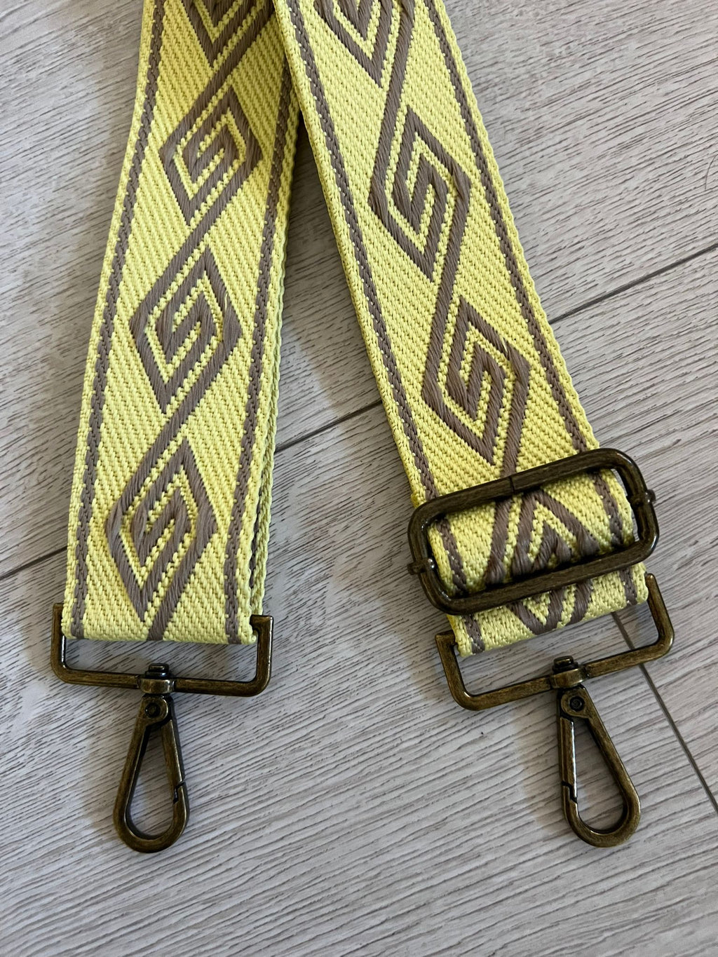 CUELGA BOLSO LIMA