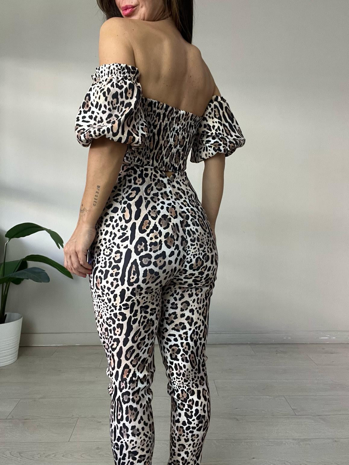 TOP ISABELLA LEOPARDO