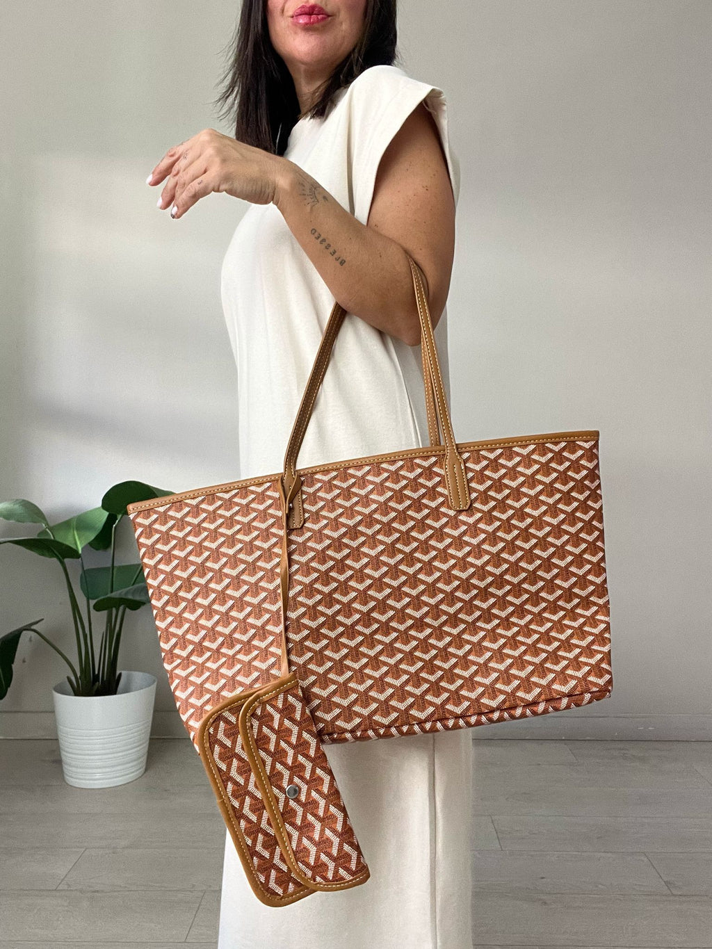 BOLSO SHOPPING CON NECESER