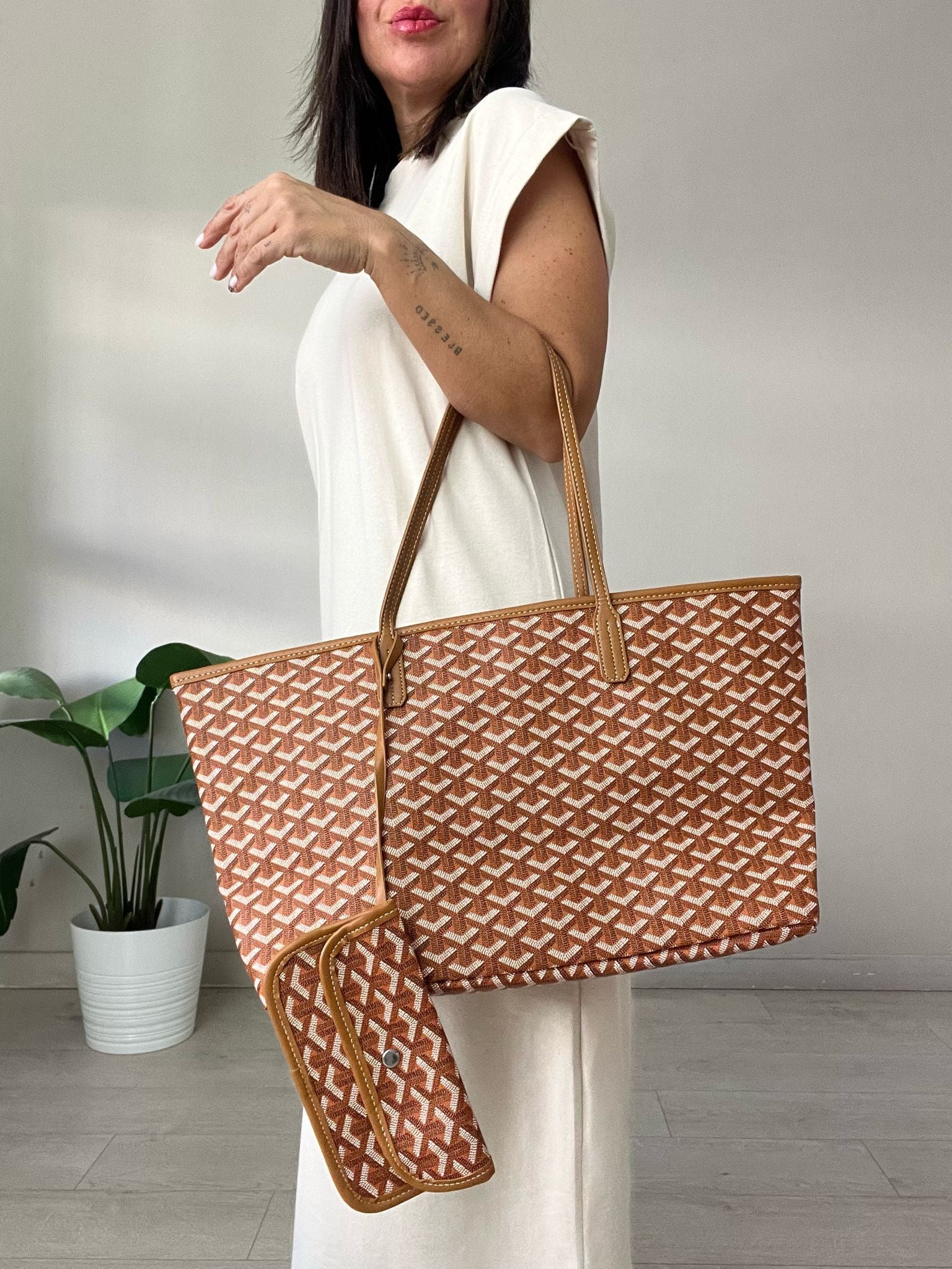 BOLSO SHOPPING CON NECESER