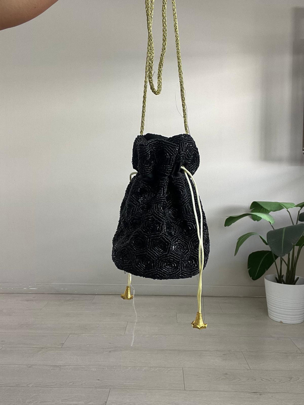 BOLSO CUENTAS NEGRO