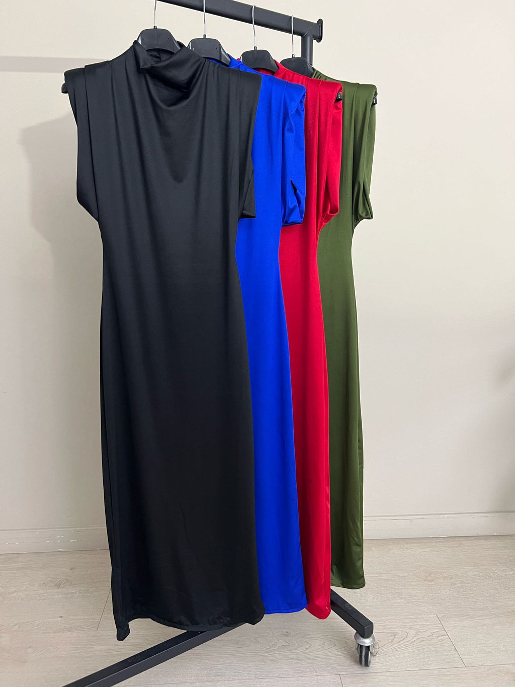 VESTIDO LICRA HOMBRERAS