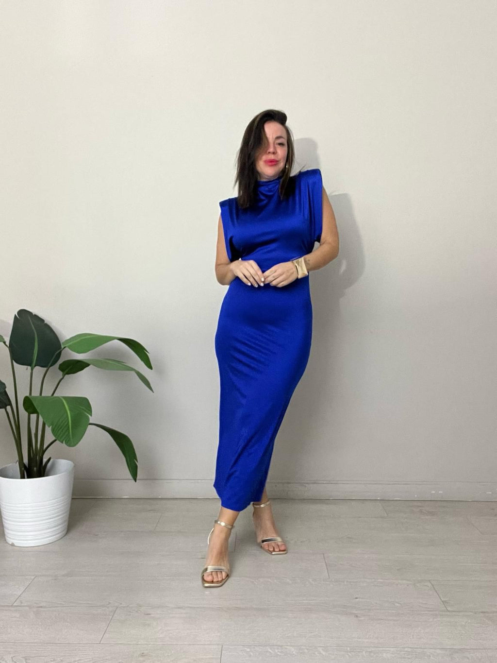VESTIDO LICRA HOMBRERAS
