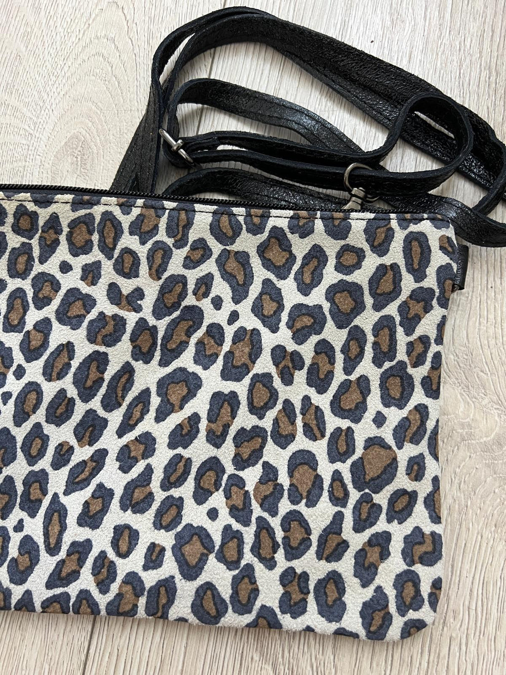 BOLSO PIEL LEO PEQUEÑO