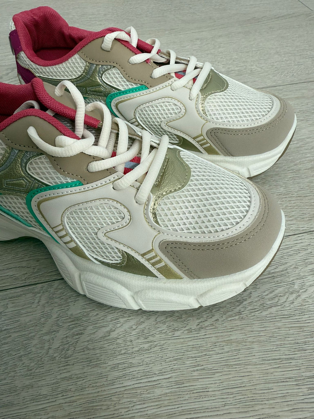 DEPORTIVAS COLORS