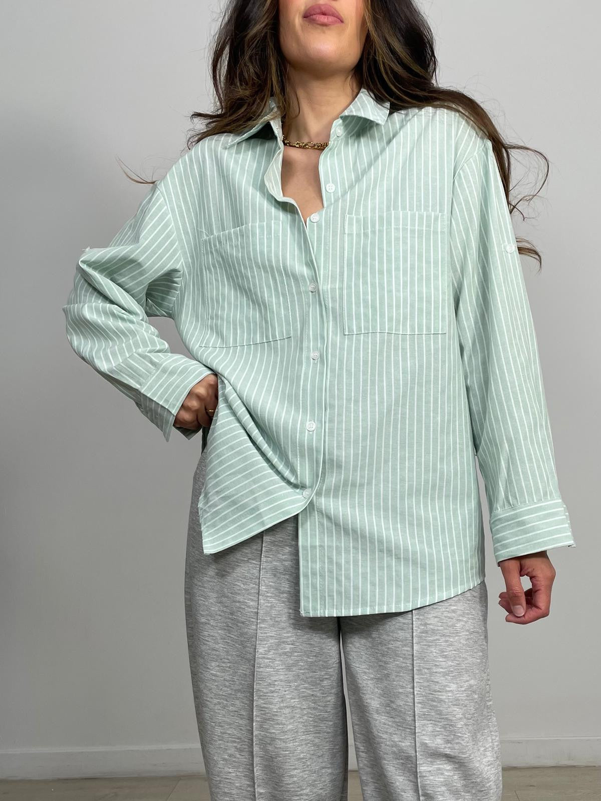 CAMISA RAYAS + BOLSILLOS
