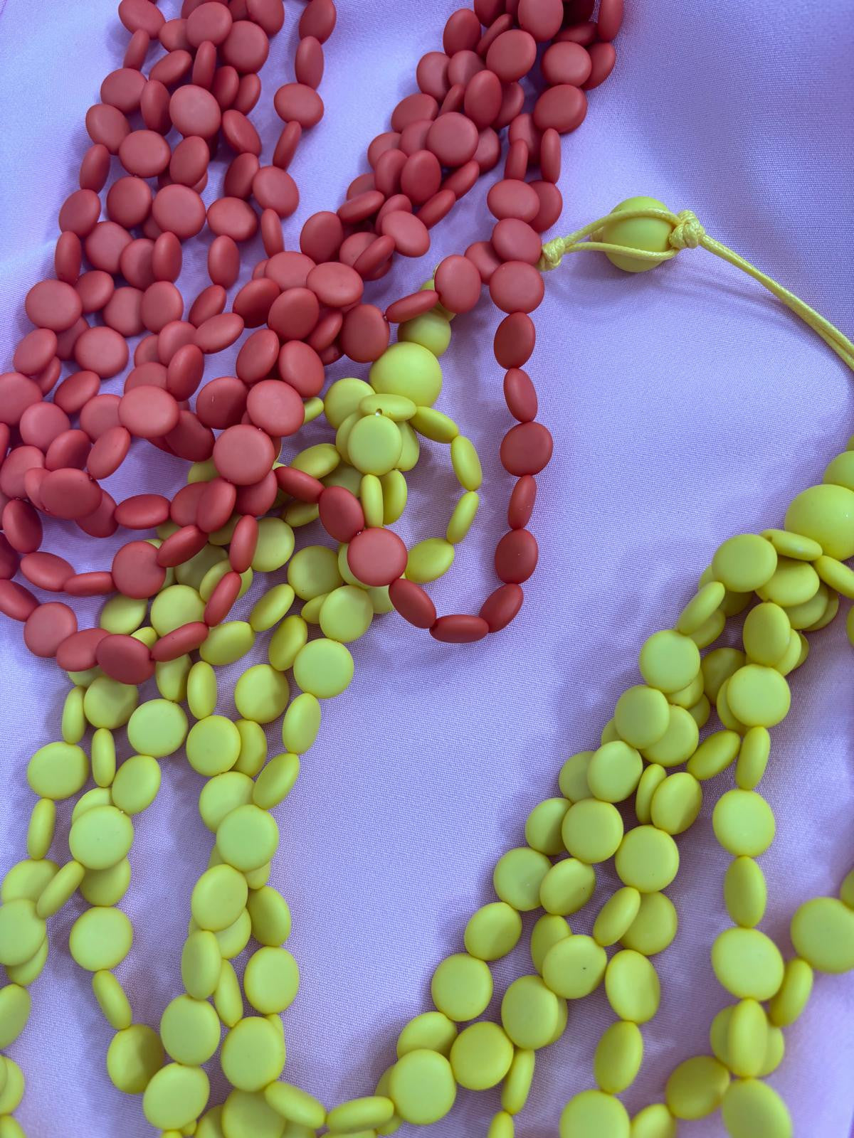 COLLAR MULTICUENTAS
