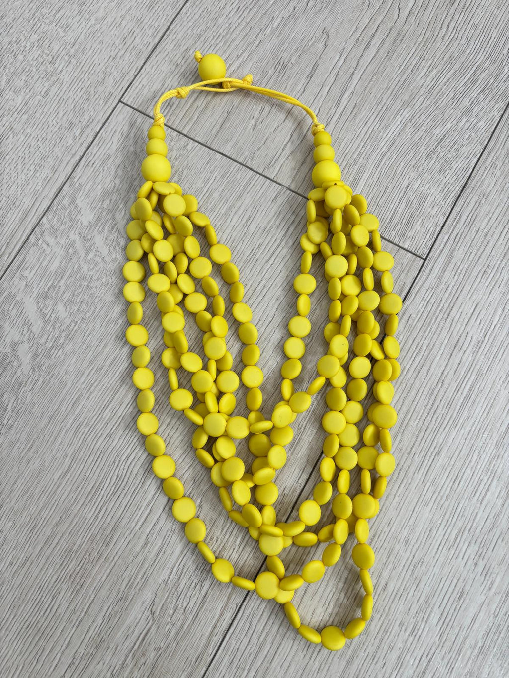 COLLAR MULTICUENTAS