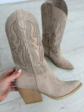 BOTA CALADA + TACHITAS