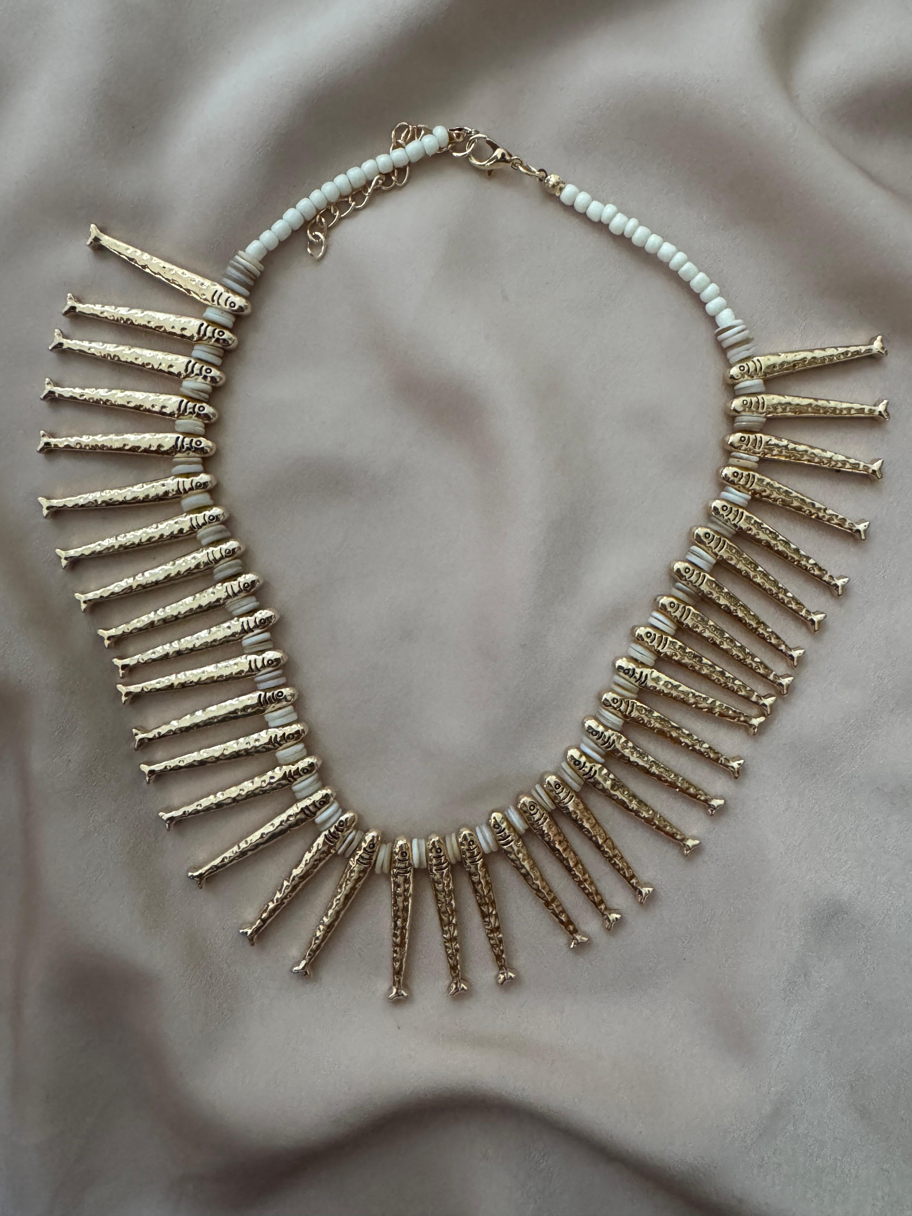 COLLAR PECECITOS DORADOS