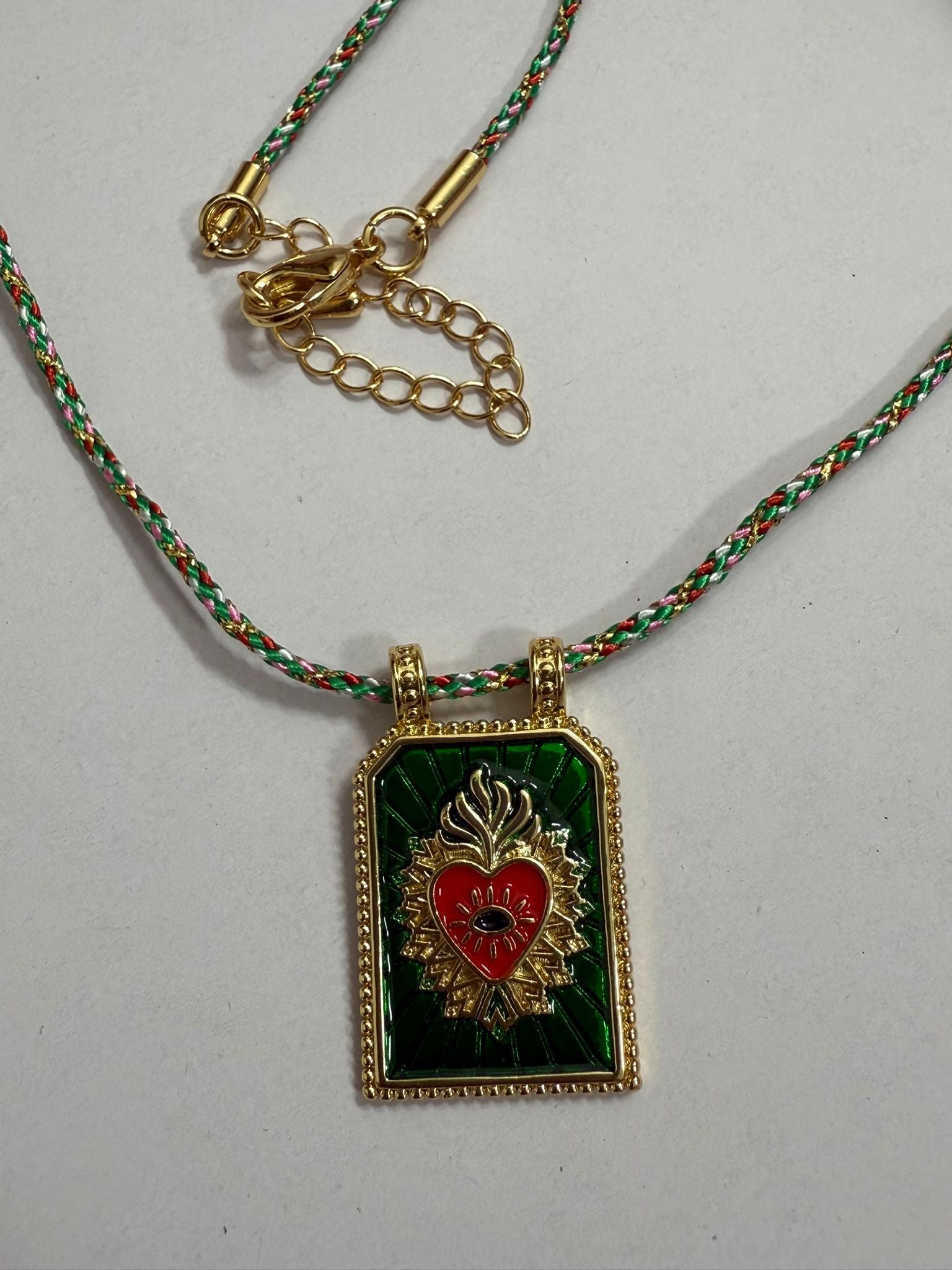 COLLAR GREEN HEART