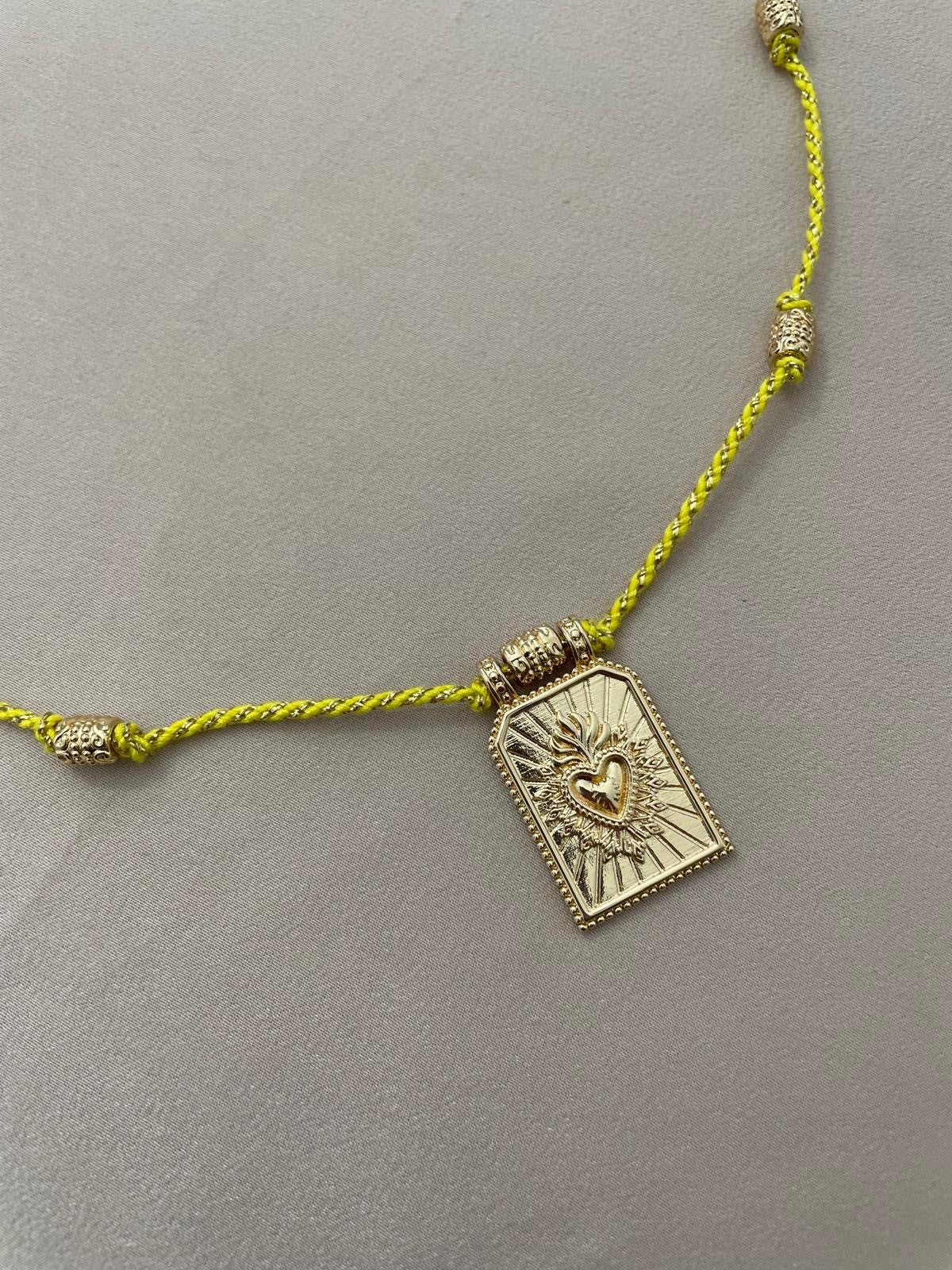 COLLAR YELLOW HEART
