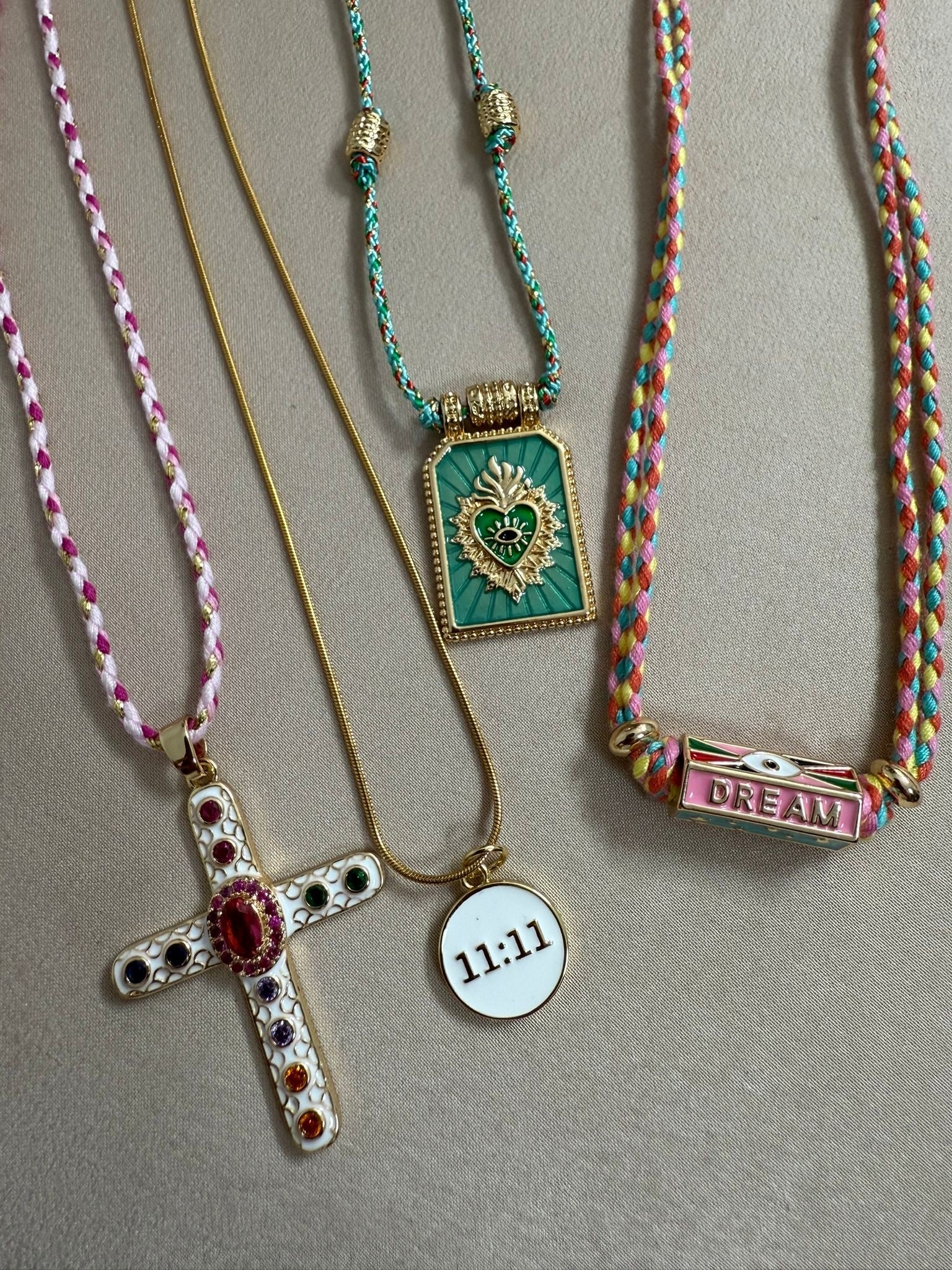 COLLAR CRUZ COLORS