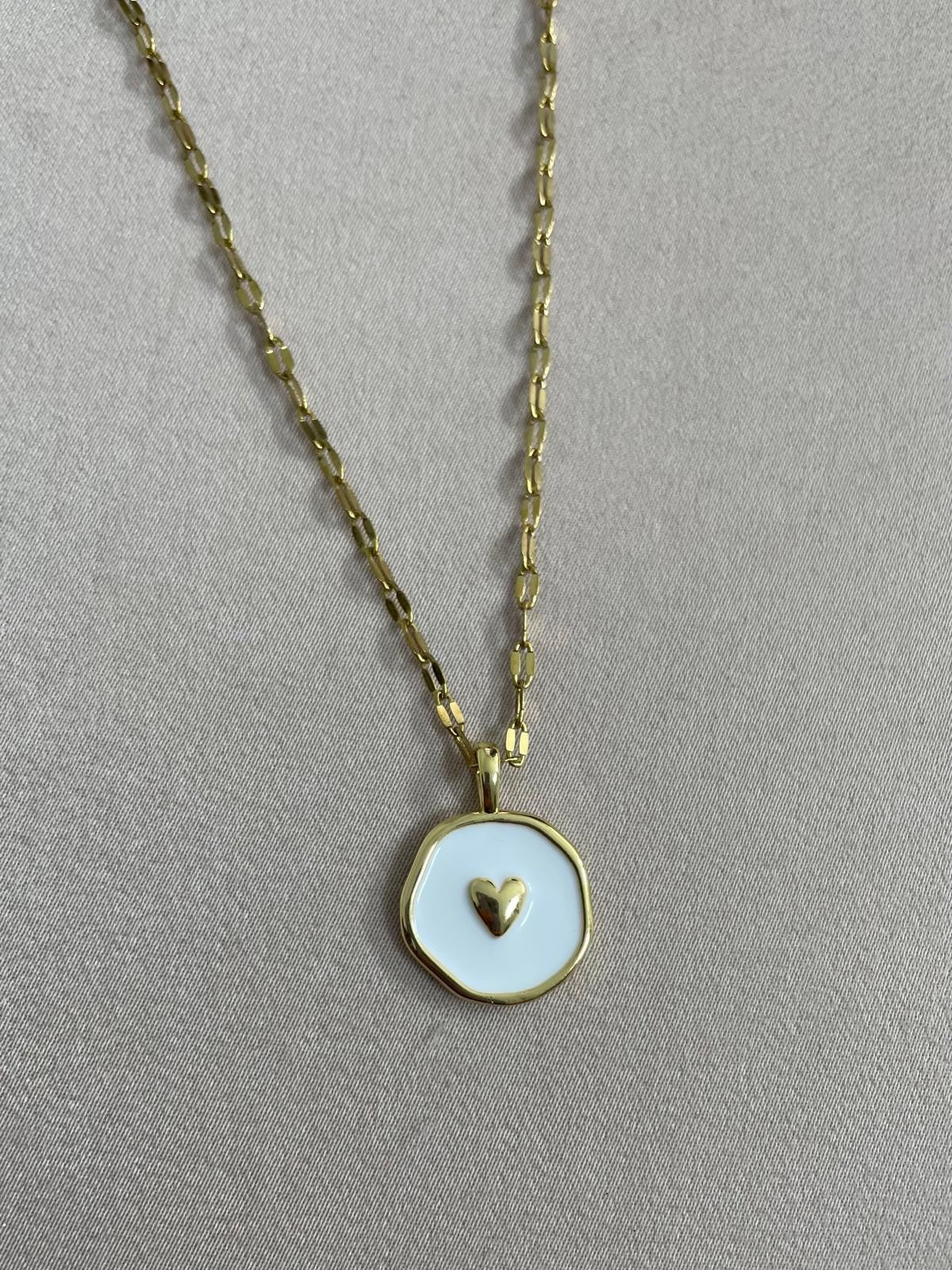COLLAR MEDALLITA CUORE BLANCA