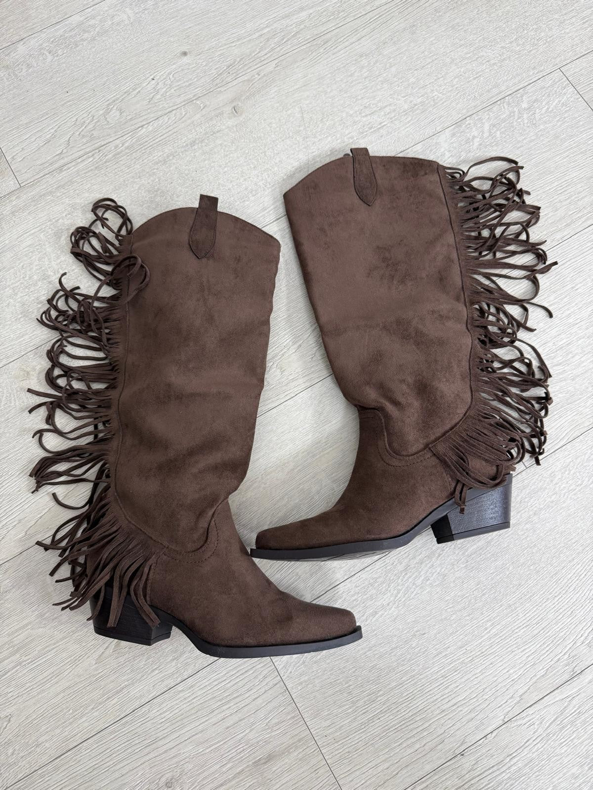 BOTAS COWBOY ANTELINA + FLECOS