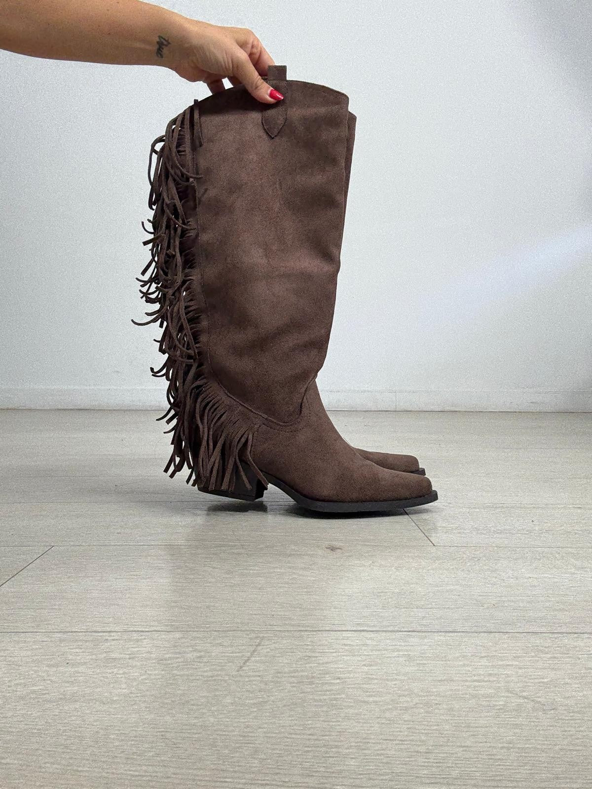 BOTAS COWBOY ANTELINA + FLECOS