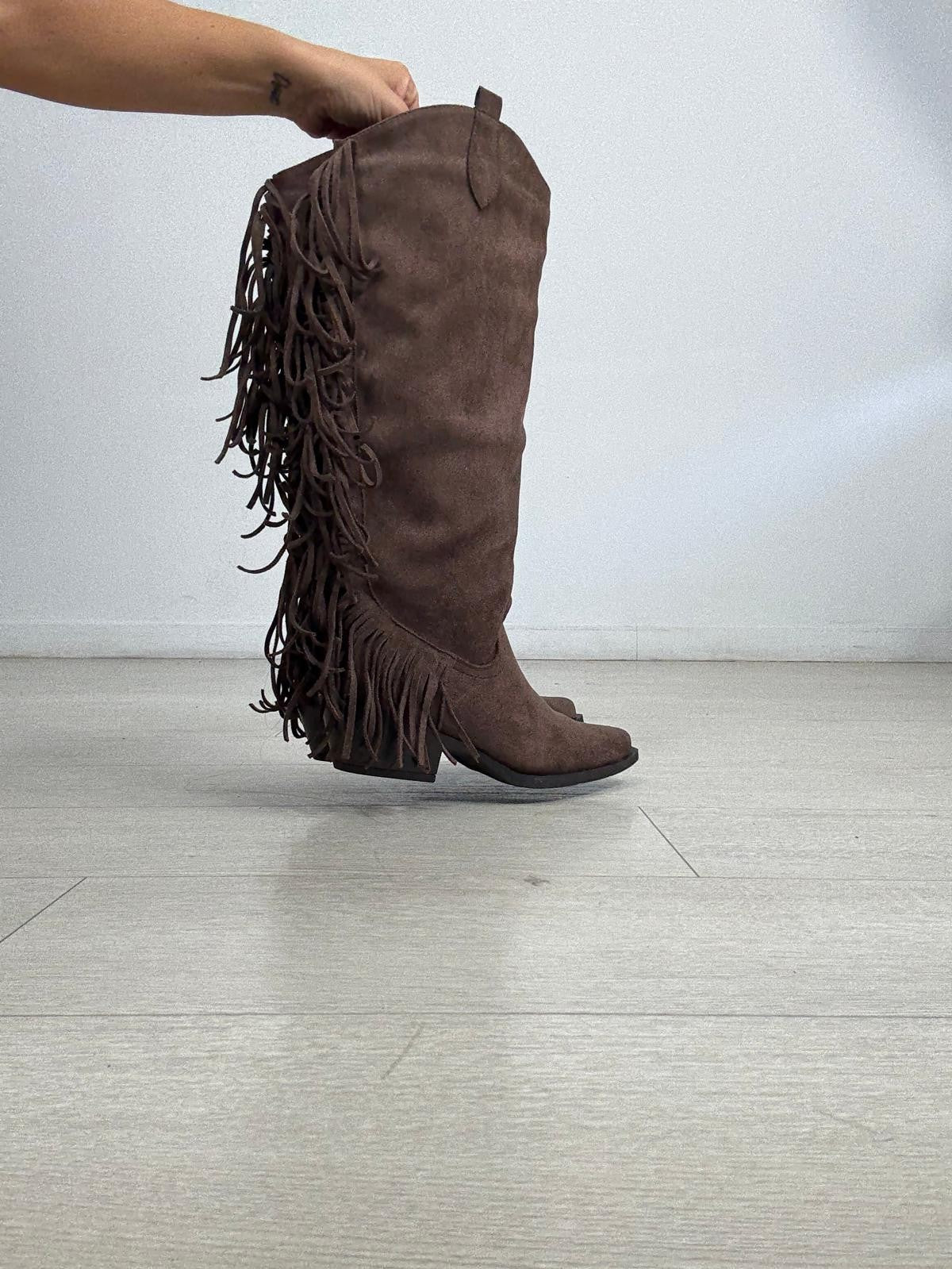 BOTAS COWBOY ANTELINA + FLECOS
