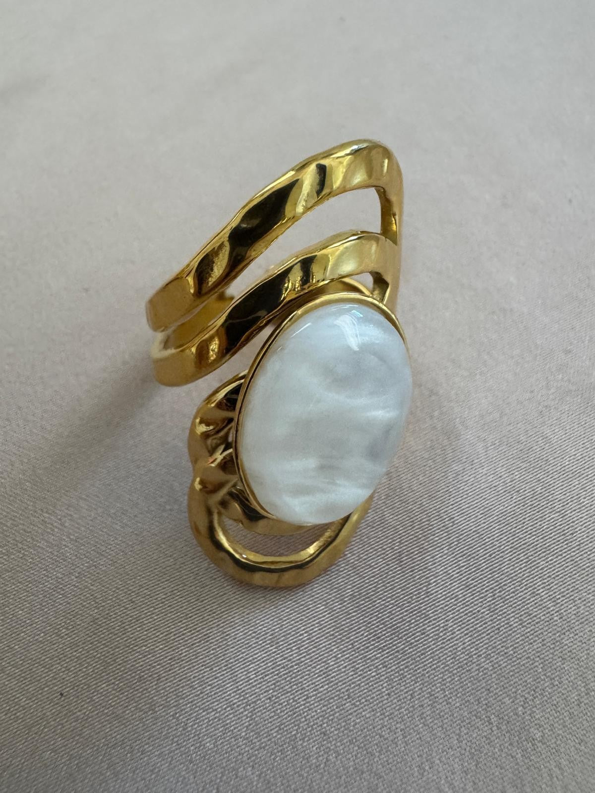 ANILLO PIEDRA GRANDE BLANCA