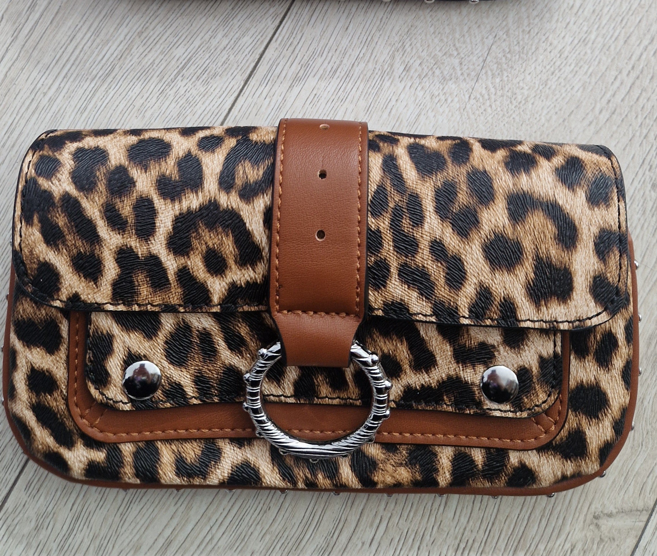 BOLSO LEOPARDO ARO PLATA