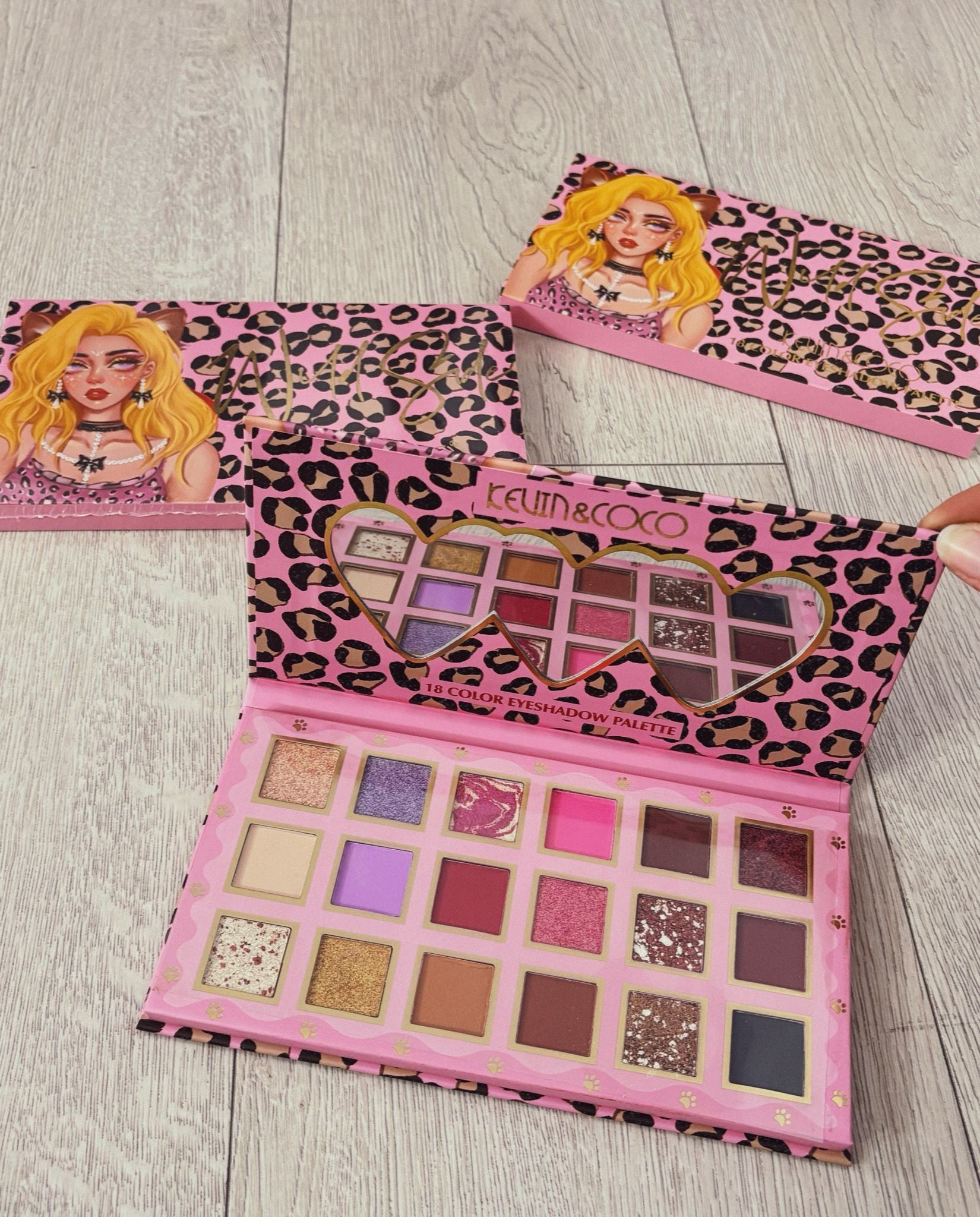 PALETA SOMBRAS WILD 18 COLORES