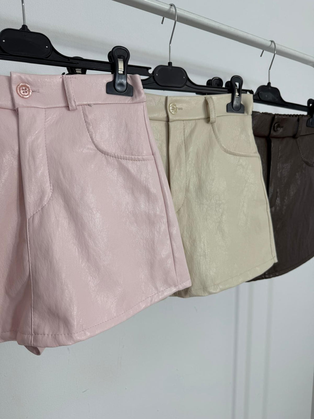 MINI FALDA PANTALÓN BÁSICA  POLIPIEL