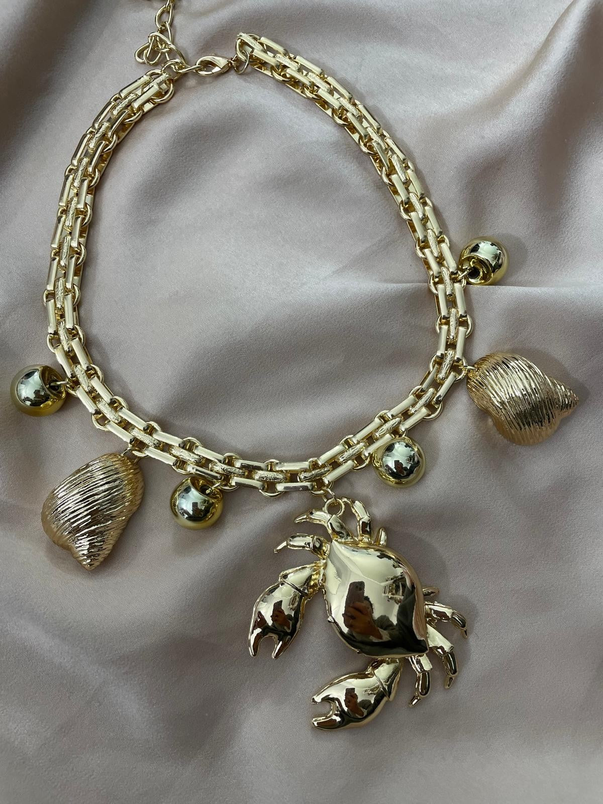 COLLAR CARACOLAS + CANGREJO