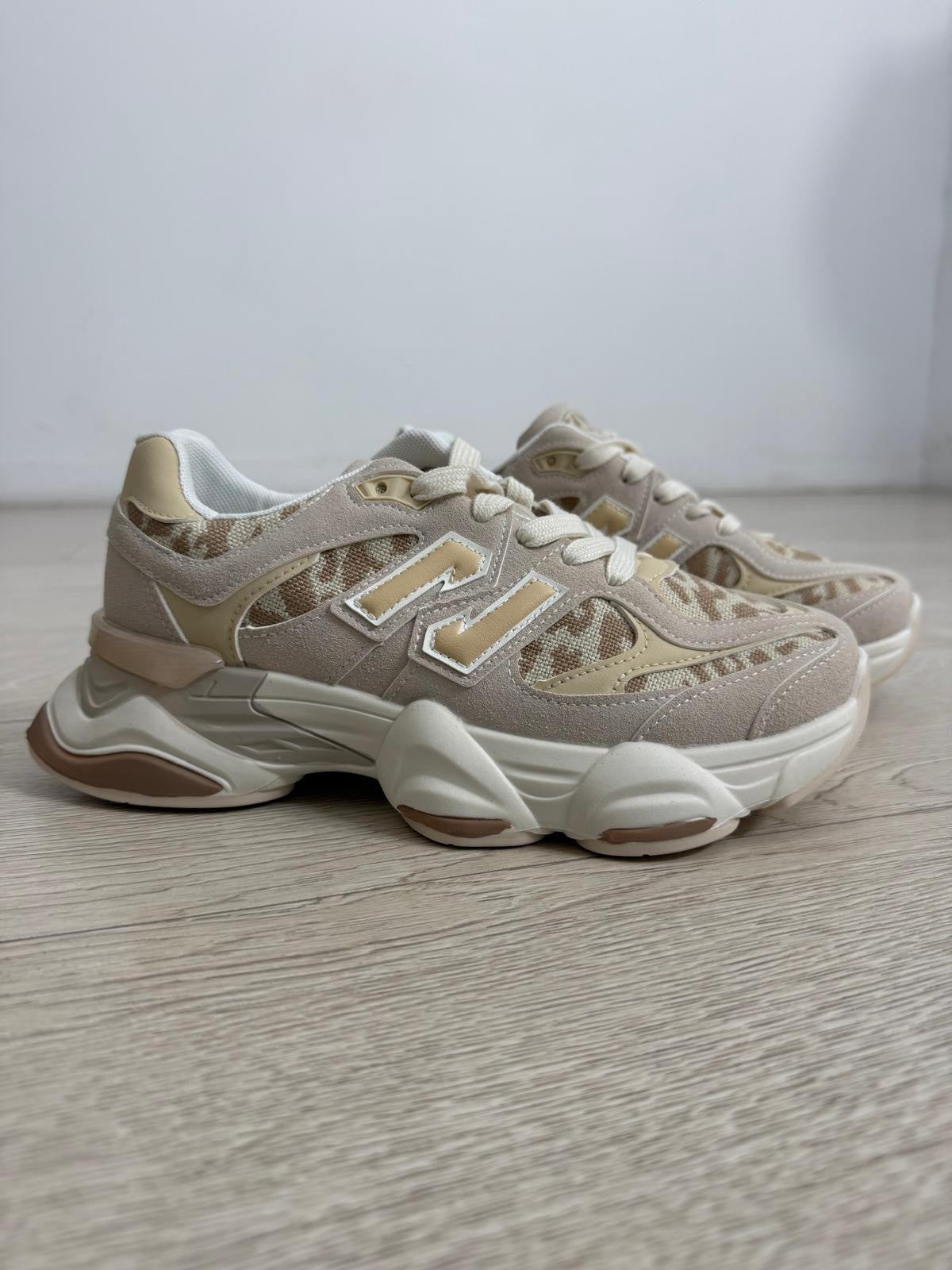 DEPORTIVAS N BEIGE / LEOPARDO