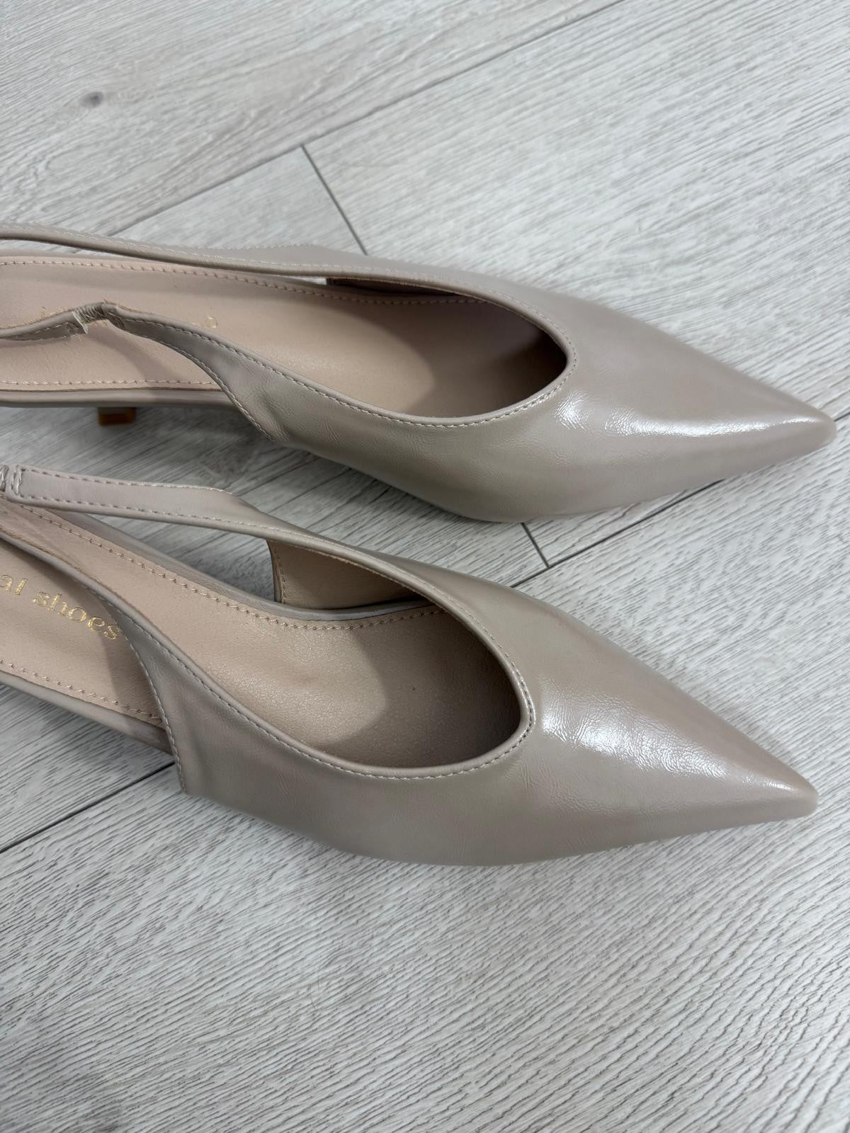 STILETTOS NUDE