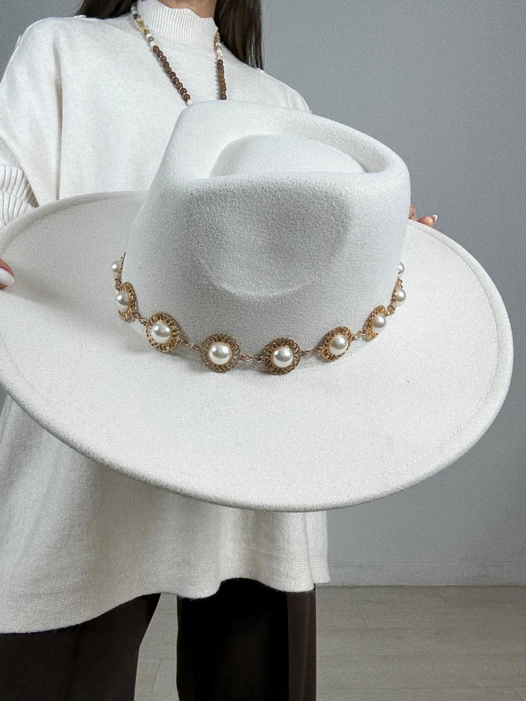 SOMBRERO CADENITA PERLAS