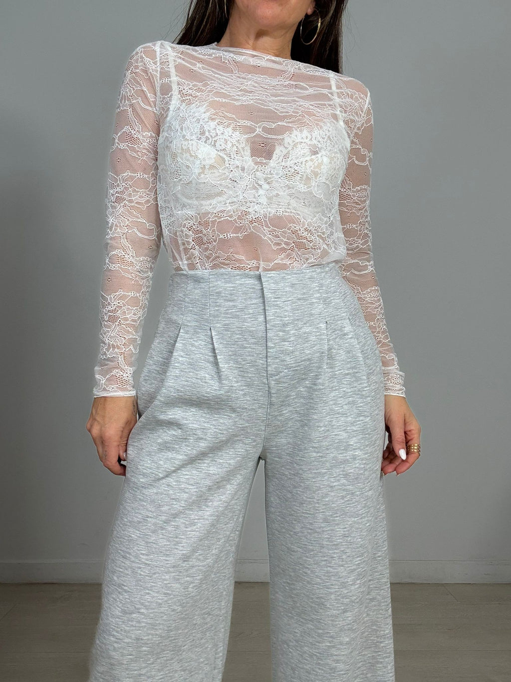 CAMISETA ENCAJE FLORAL