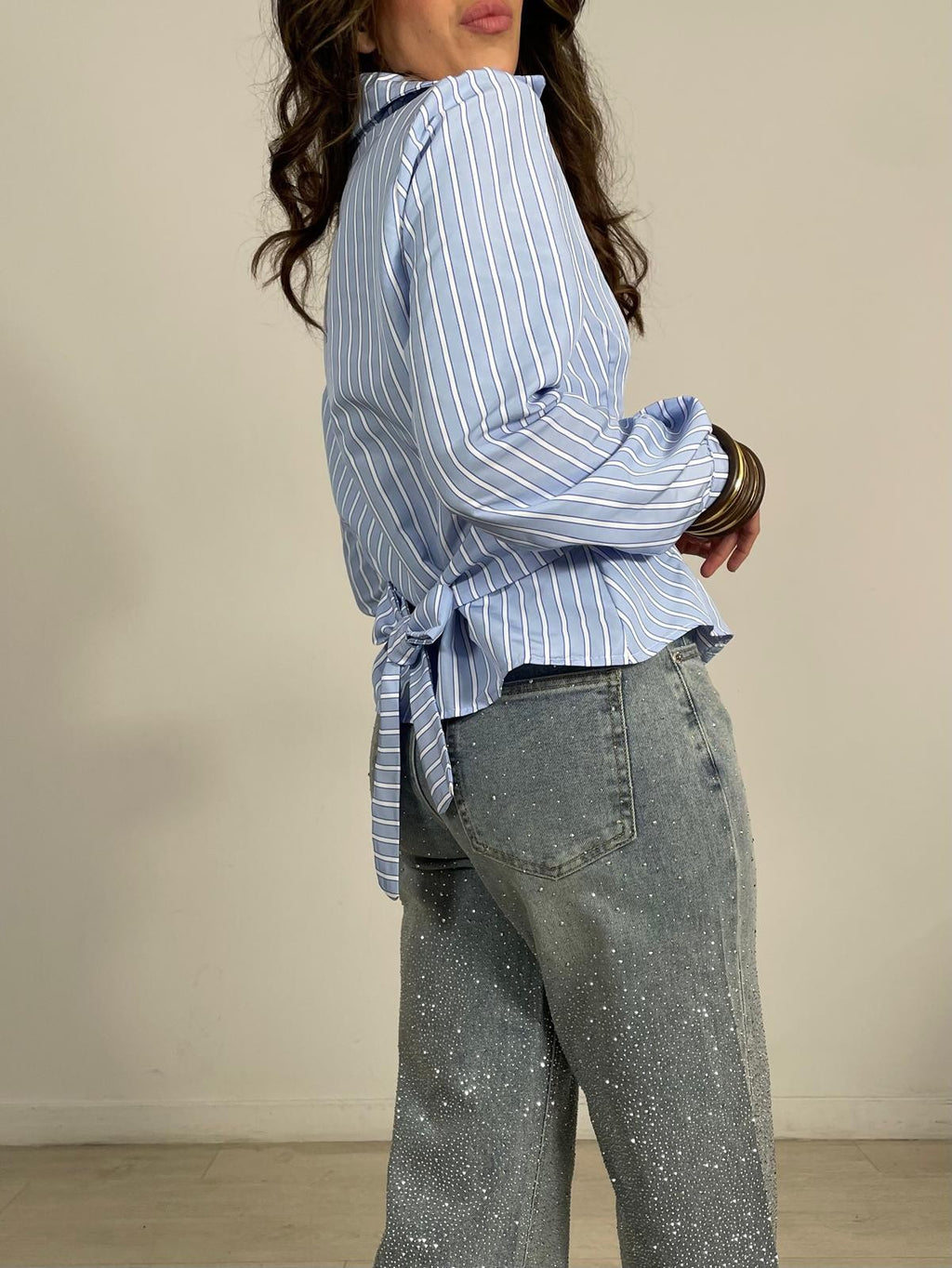 CAMISA RAYAS + LAZO ESPALDA