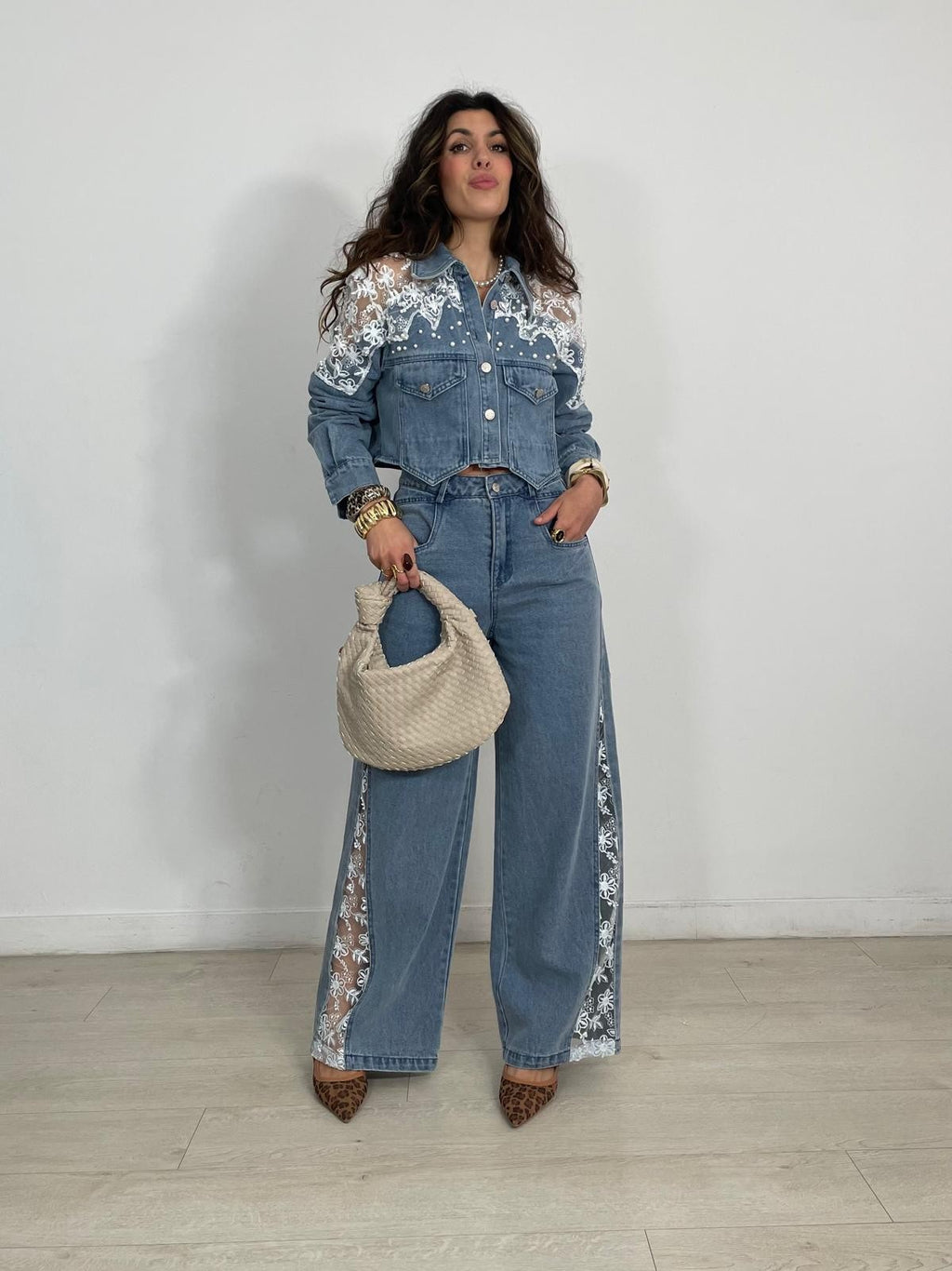 CONJUNTO VAQUERO  ENCAJE Y PERLAS