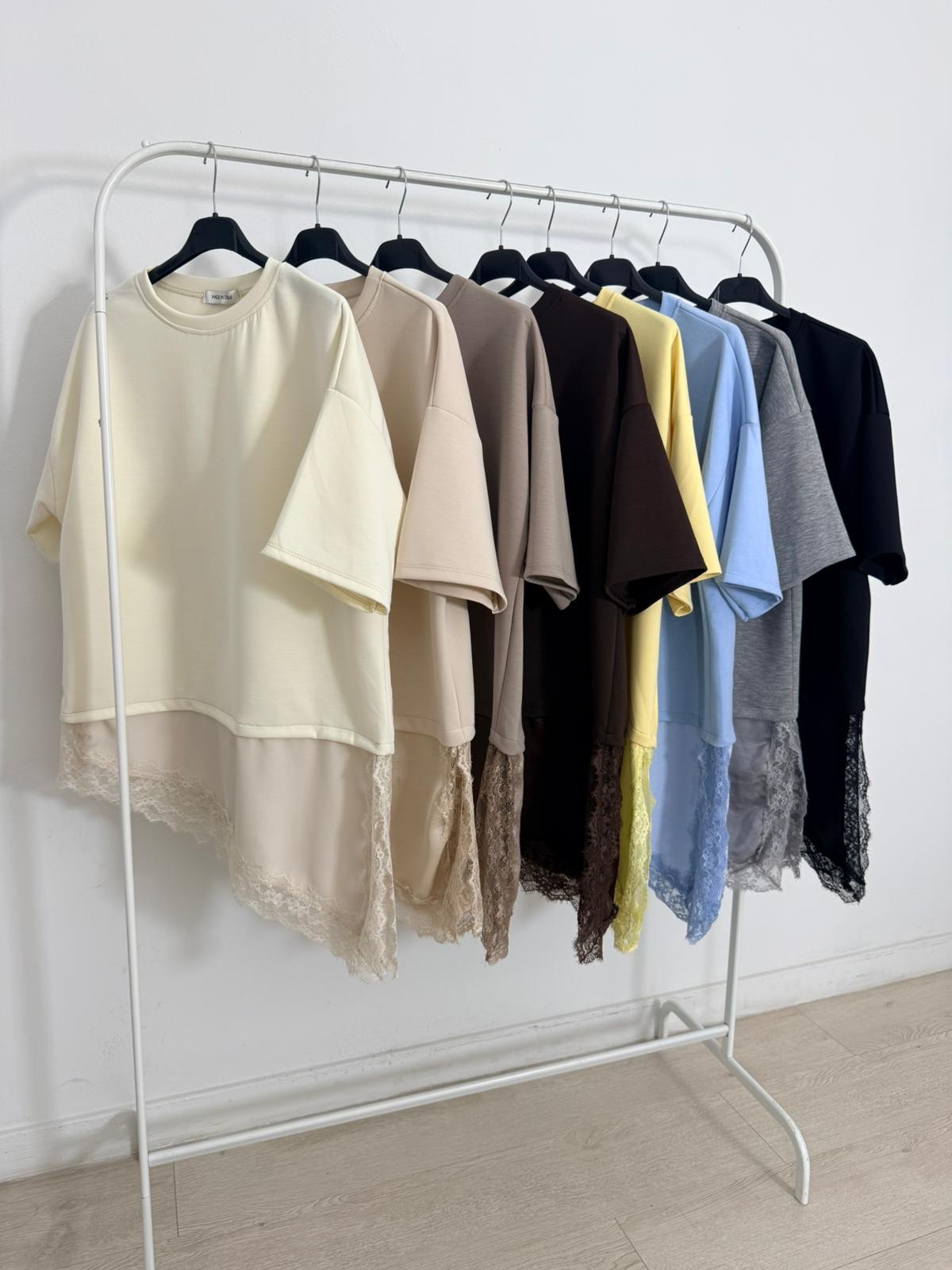 MAXI CAMISETA MANGA CORTA + BAJO PUNTILLA