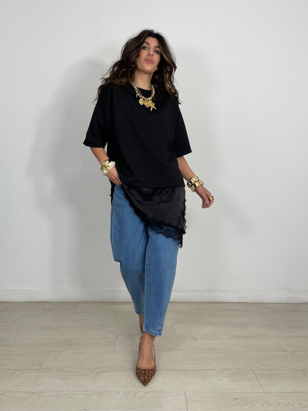 MAXI CAMISETA MANGA CORTA + BAJO PUNTILLA