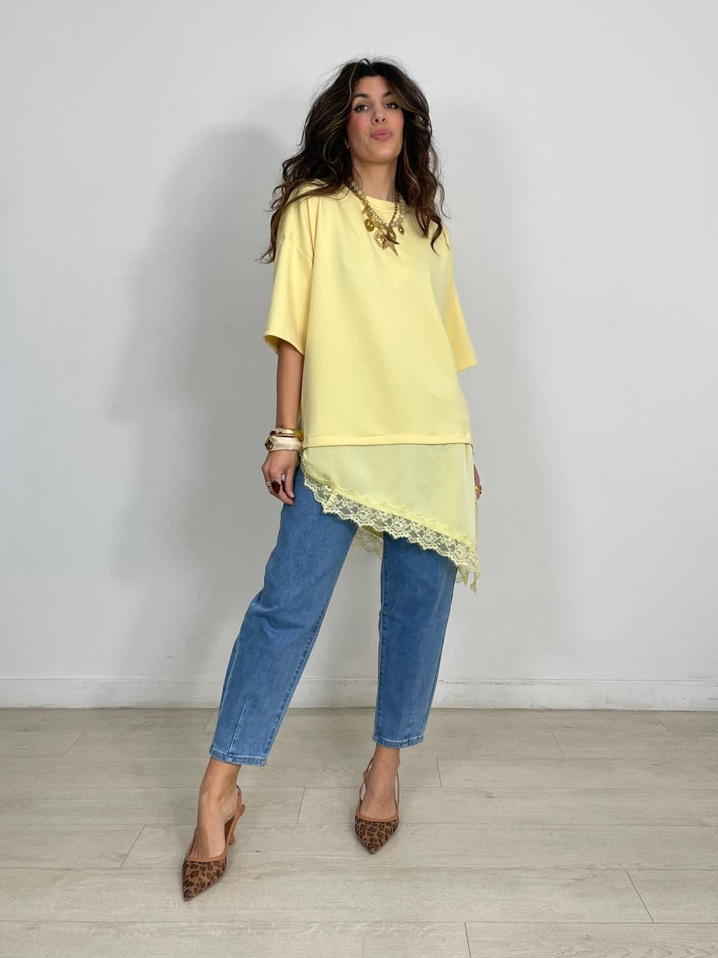 MAXI CAMISETA MANGA CORTA + BAJO PUNTILLA