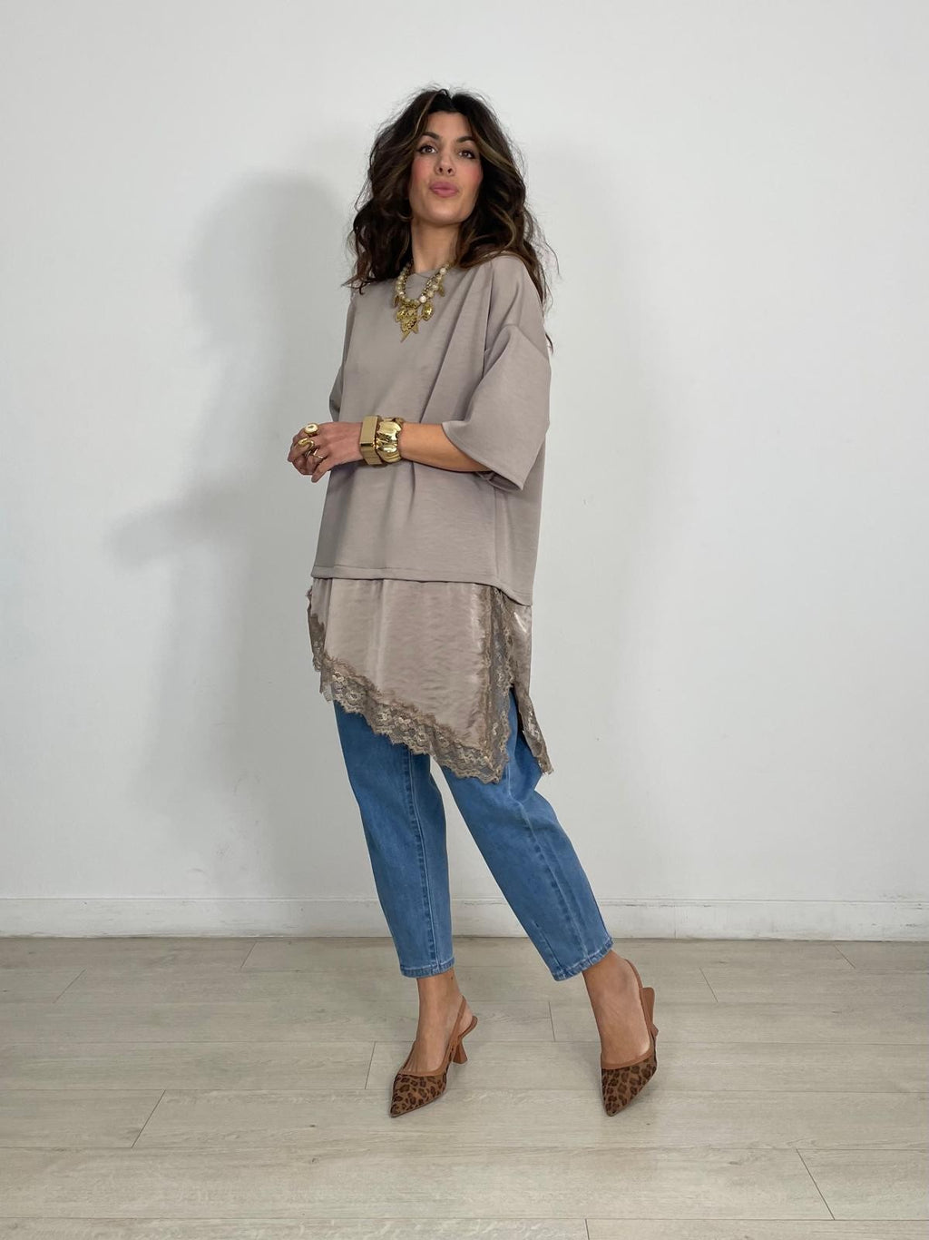 MAXI CAMISETA MANGA CORTA + BAJO PUNTILLA