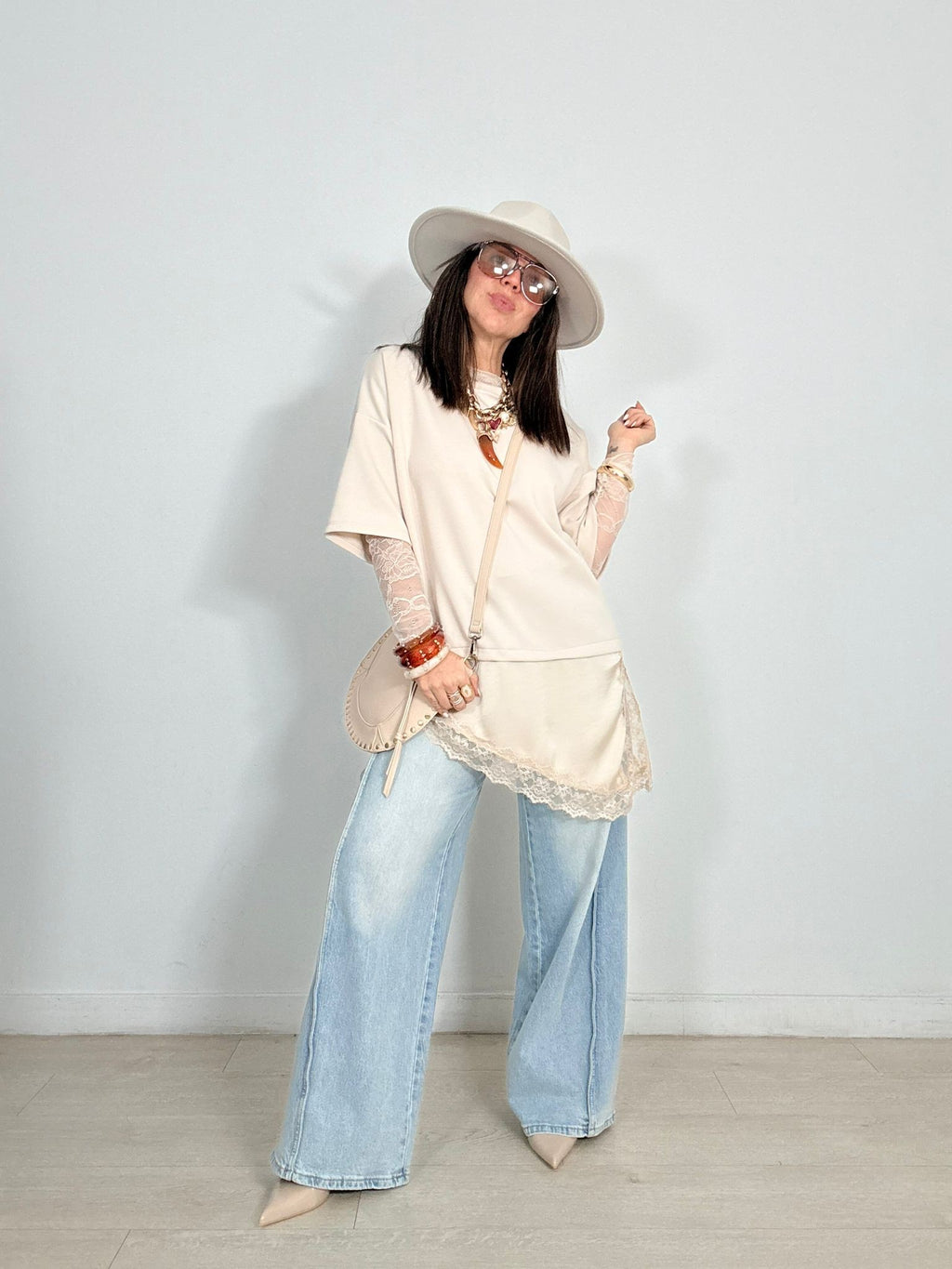 MAXI CAMISETA MANGA CORTA + BAJO PUNTILLA