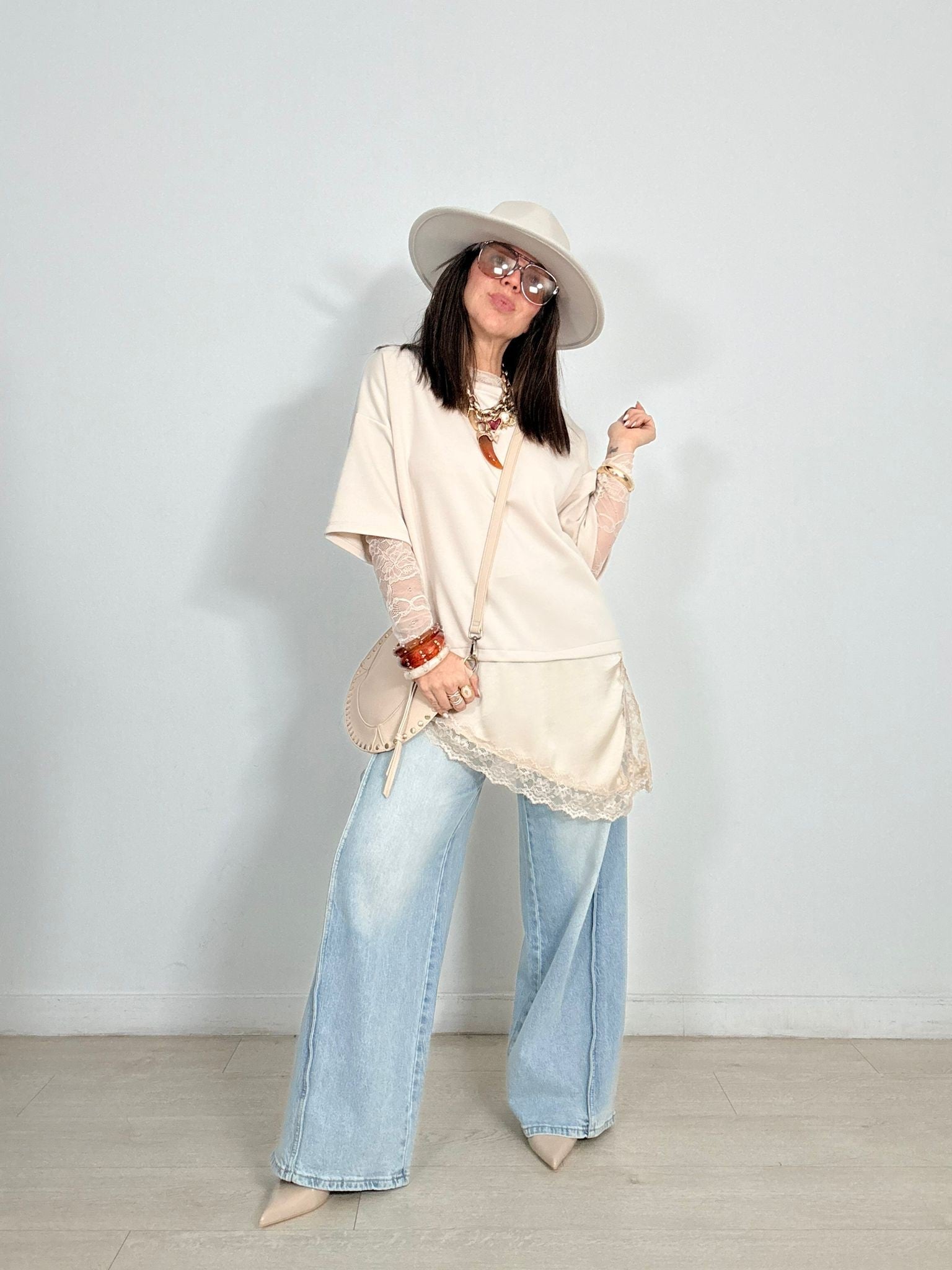 MAXI CAMISETA MANGA CORTA + BAJO PUNTILLA