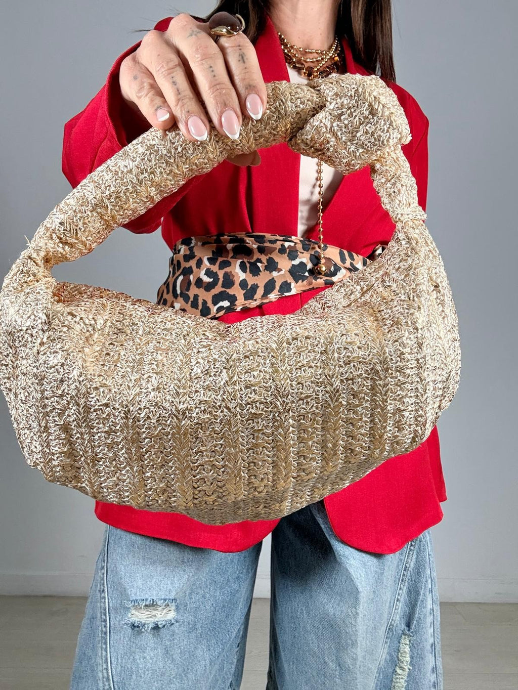 BOLSO DORADO NUDO