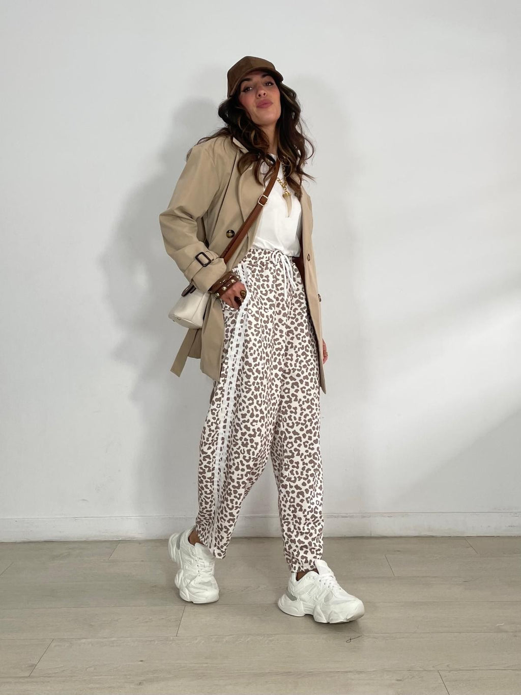 PANTALÓN JOGGER LEOPARDO