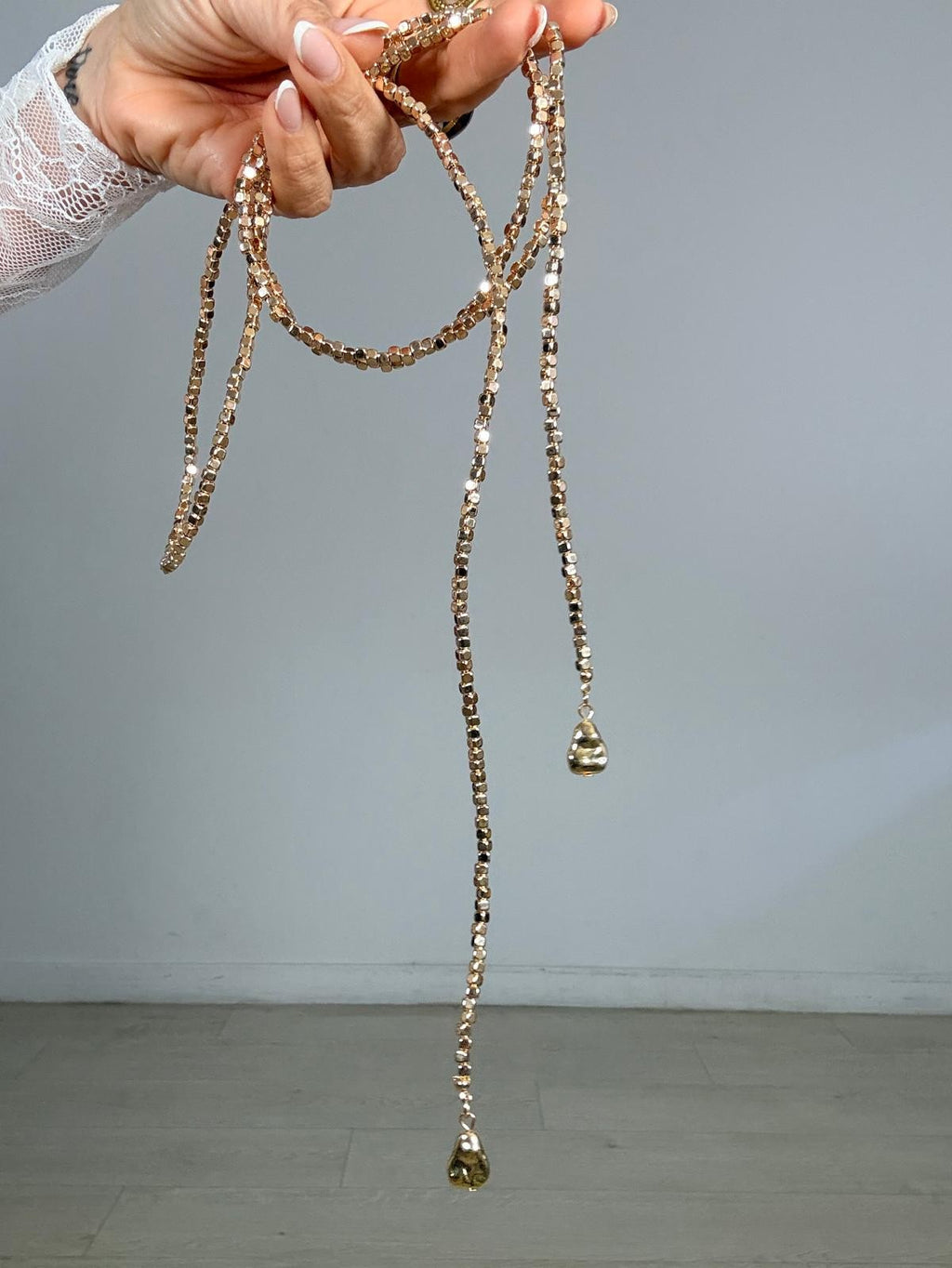 COLLAR MINI CUENTAS GOLDEN