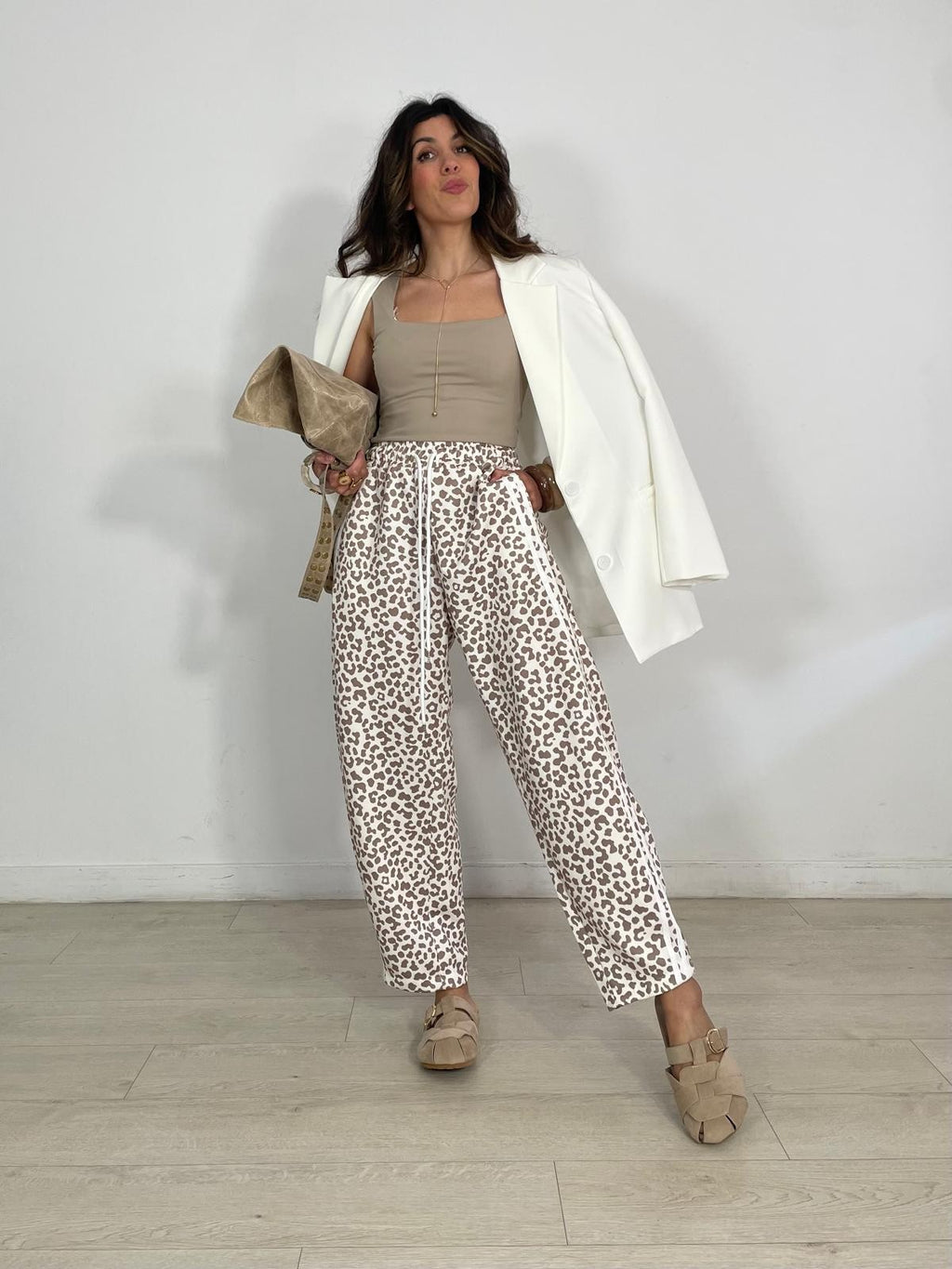 PANTALÓN JOGGER LEOPARDO
