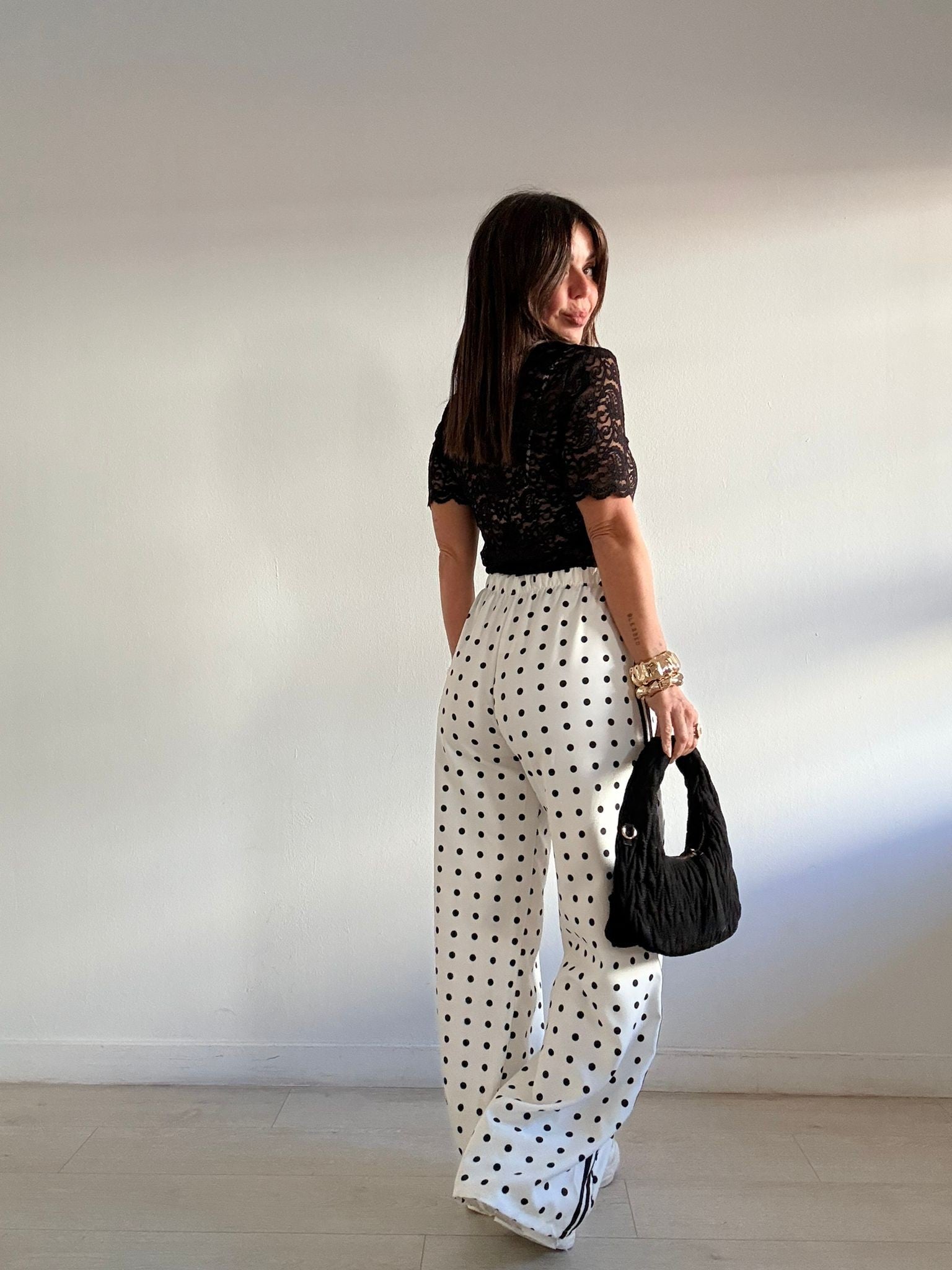 PANTALÓN ANCHO LUNARES + RAYA LATERAL